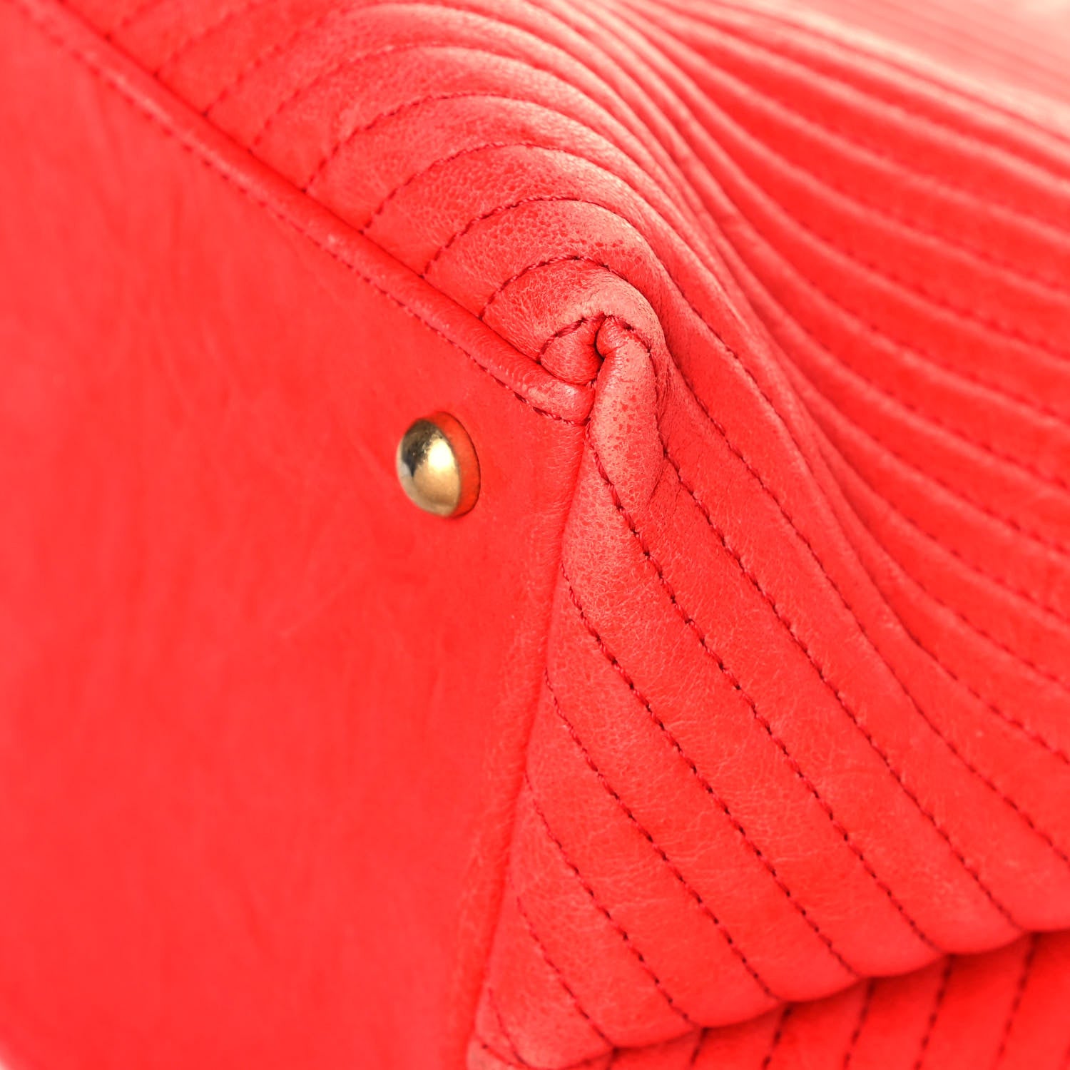 Chanel Wrinkled Lambskin Chevron Quilted Large Surpique Tote Red 12 of 20