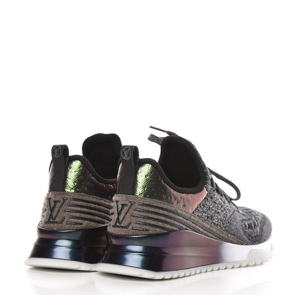 Louis Vuitton Technical Knit V.N.R Sneakers 5 Gris 4 of 11