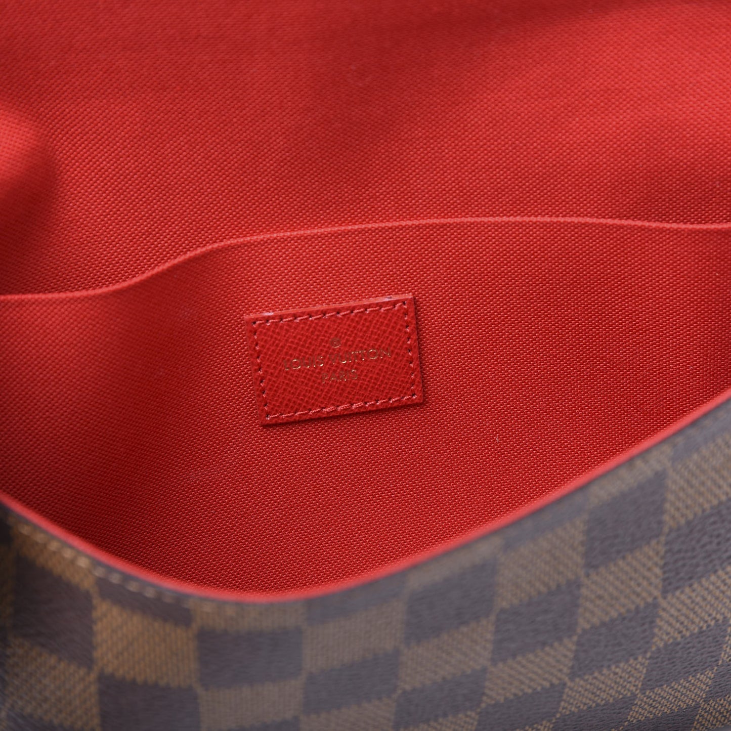 Damier Ebene Pochette Felicie Chain Wallet