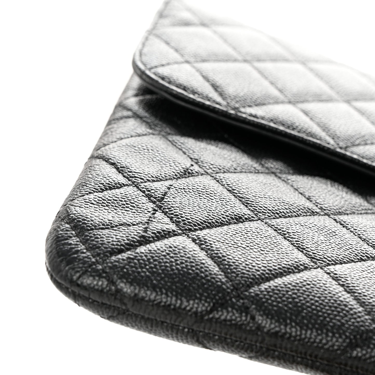 Caviar Quilted Medium Golden Class Pouch Black