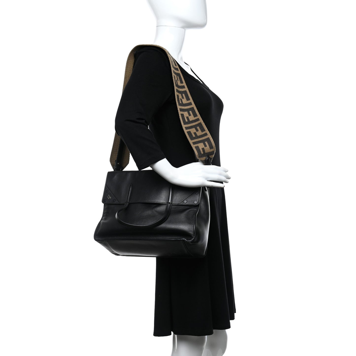 Vitello Grace Matte Large Flip Tote Black