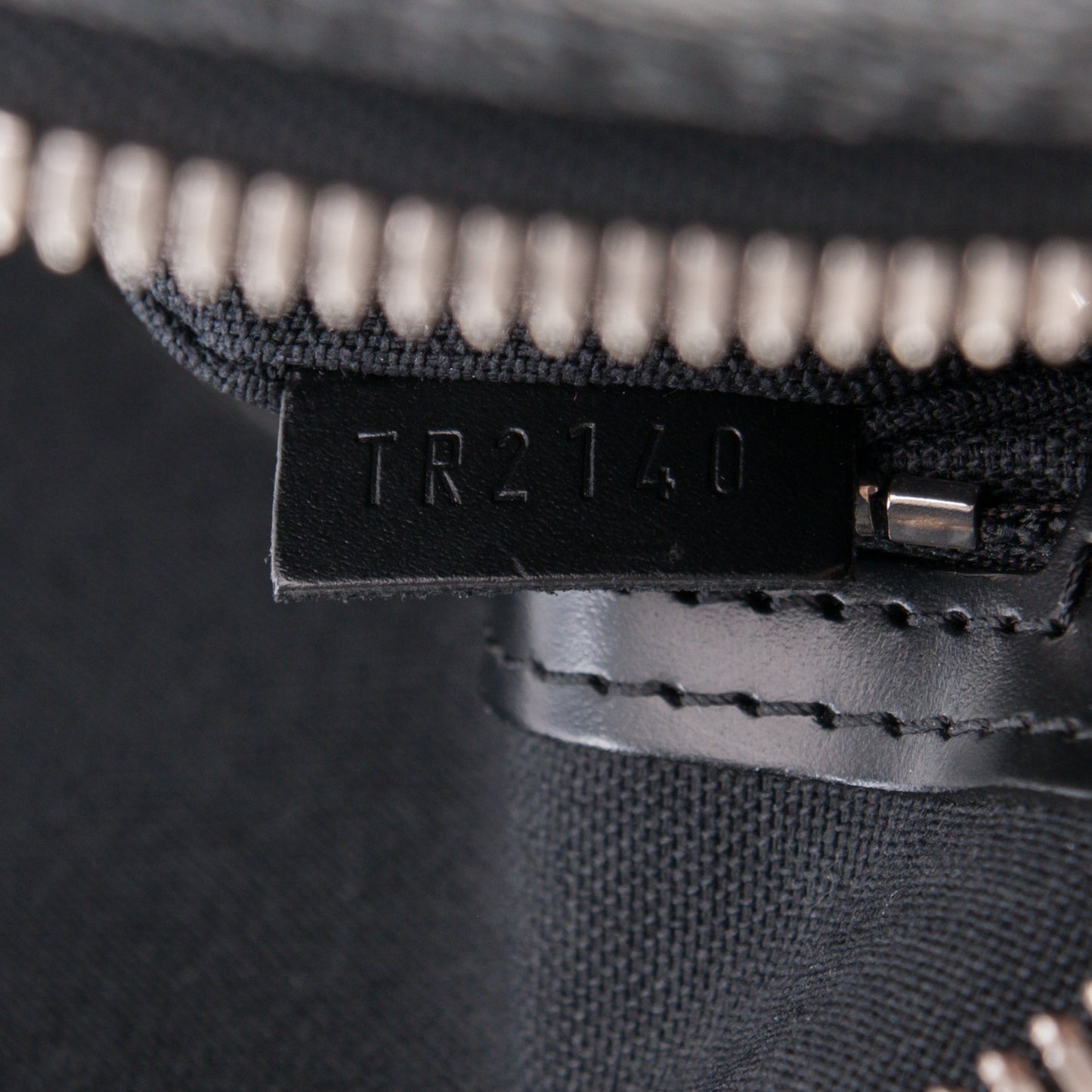 Damier Graphite Porte-Documents Voyage GM