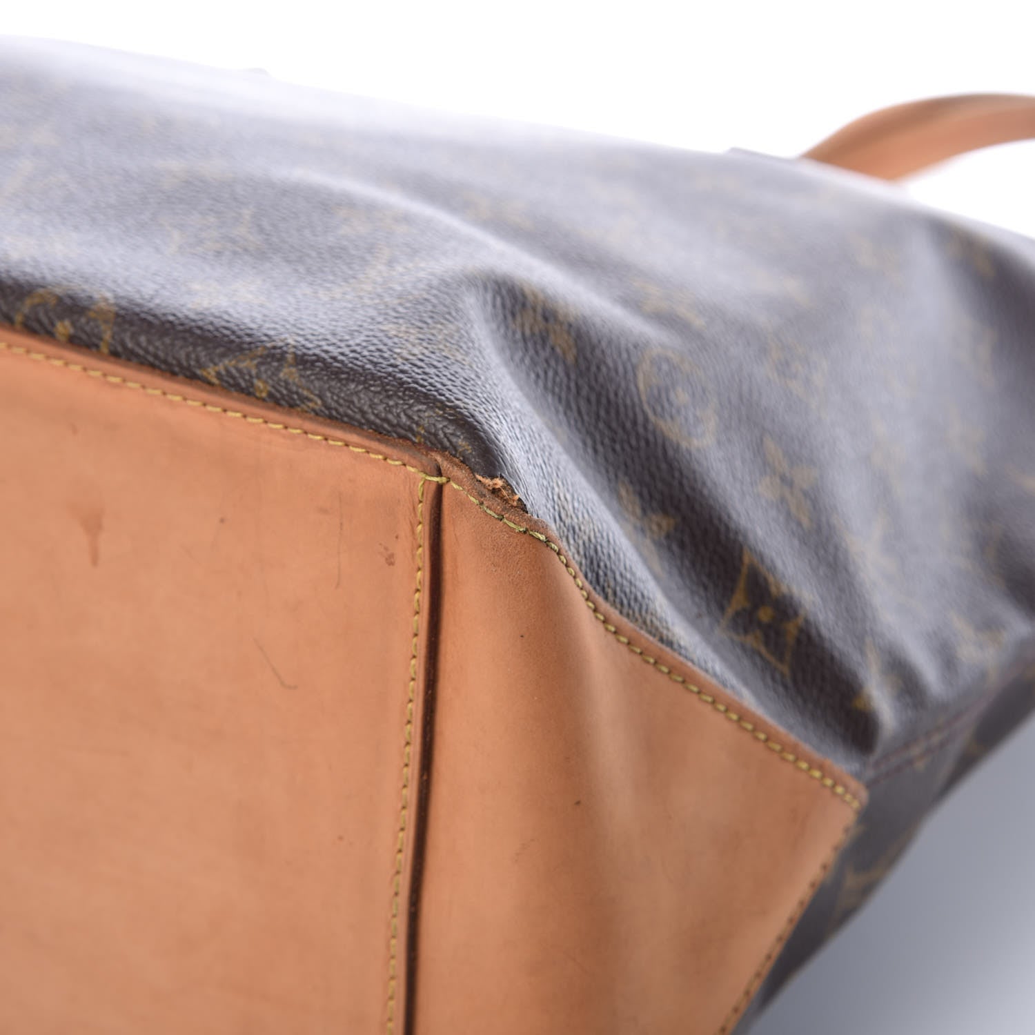 Louis Vuitton Monogram Cabas Mezzo 11 of 13