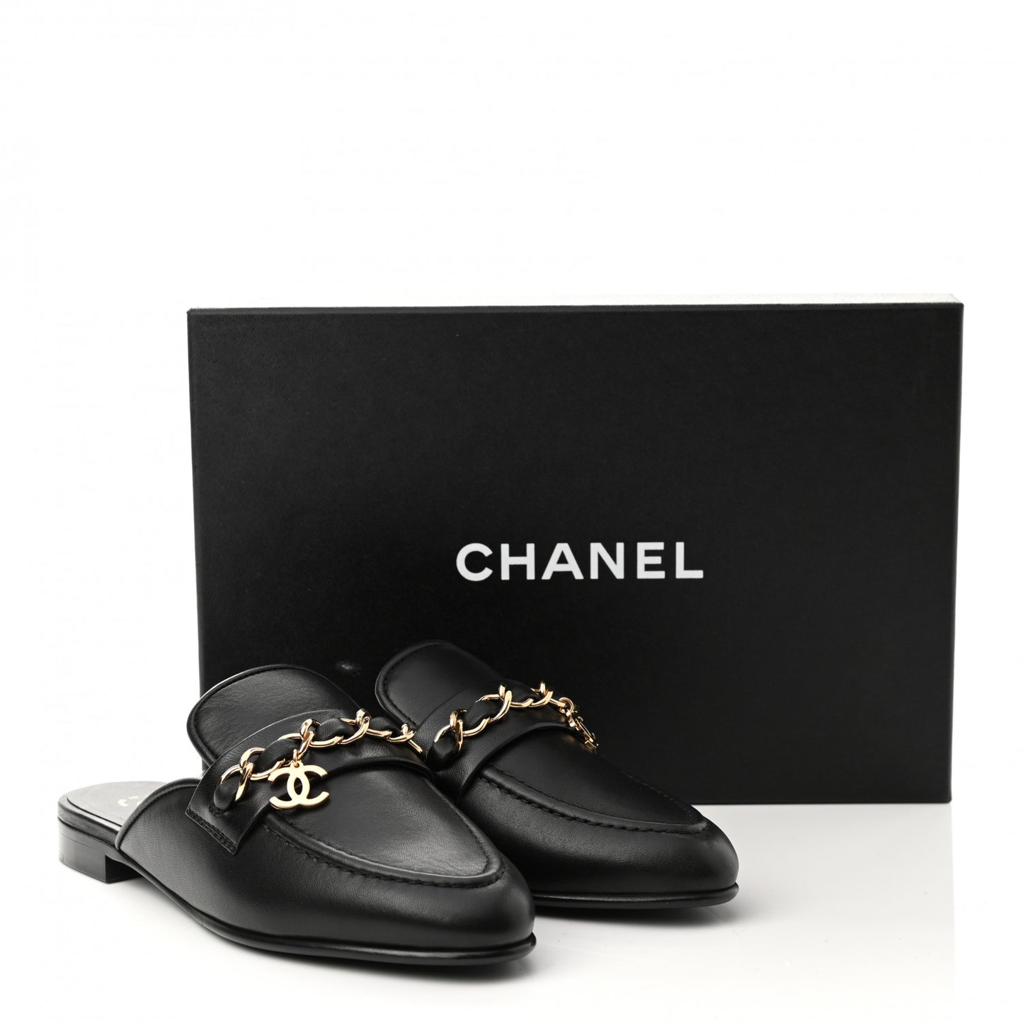Lambskin Chain CC Mules 38 Black