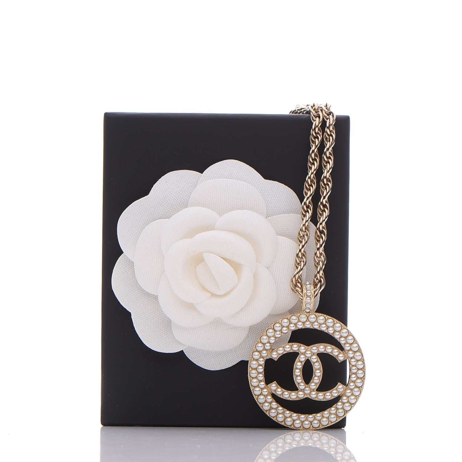 Chanel Pearl CC Chain Necklace Gold 7 of 7