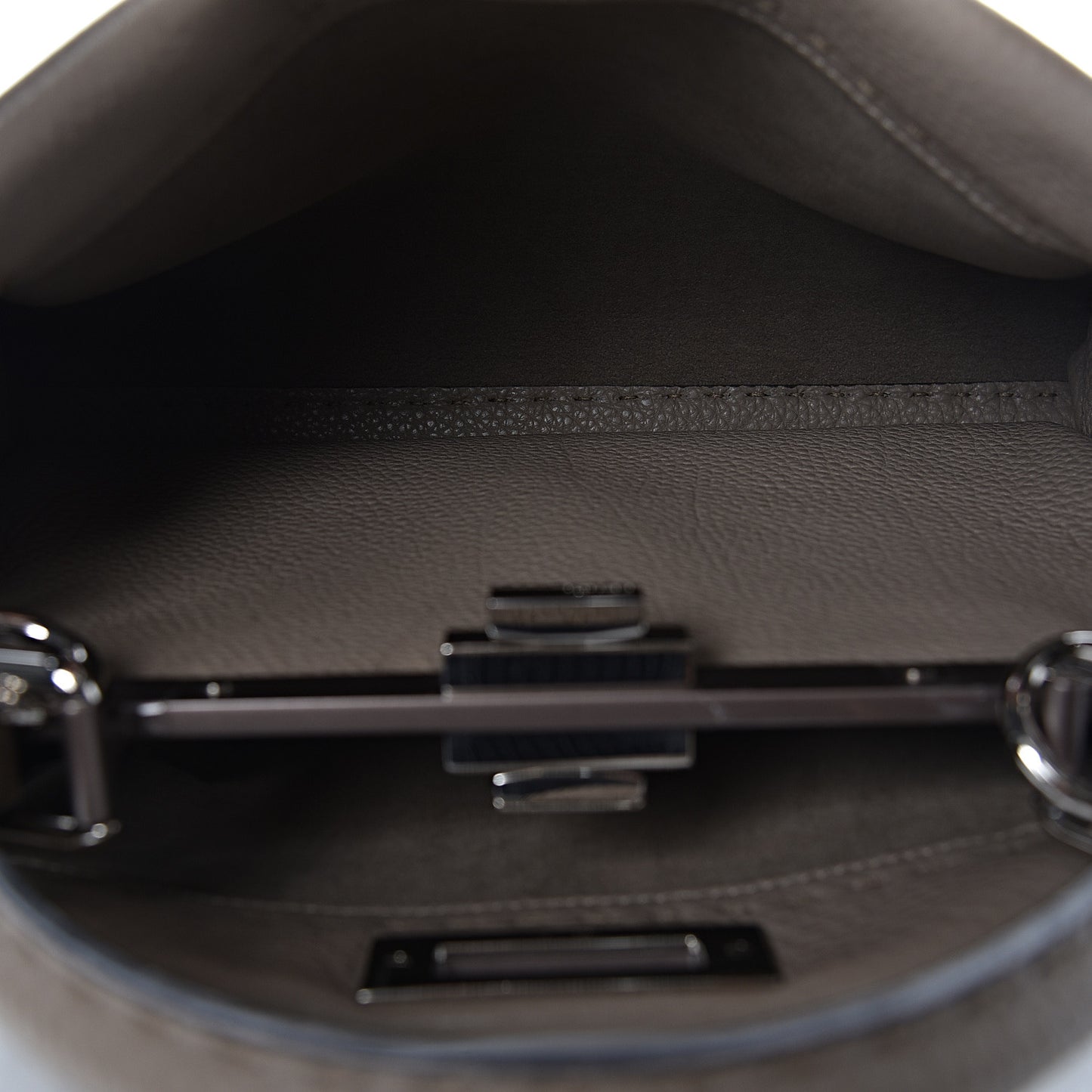 Cuoio Romano Selleria Medium Peekaboo Iconic Satchel Corda