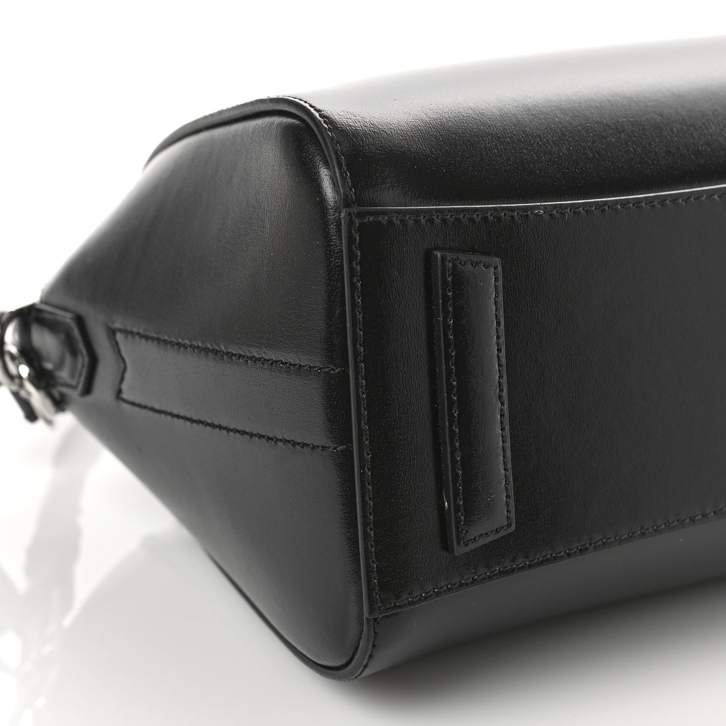 Shiny Lord Calfskin Mini Antigona Black