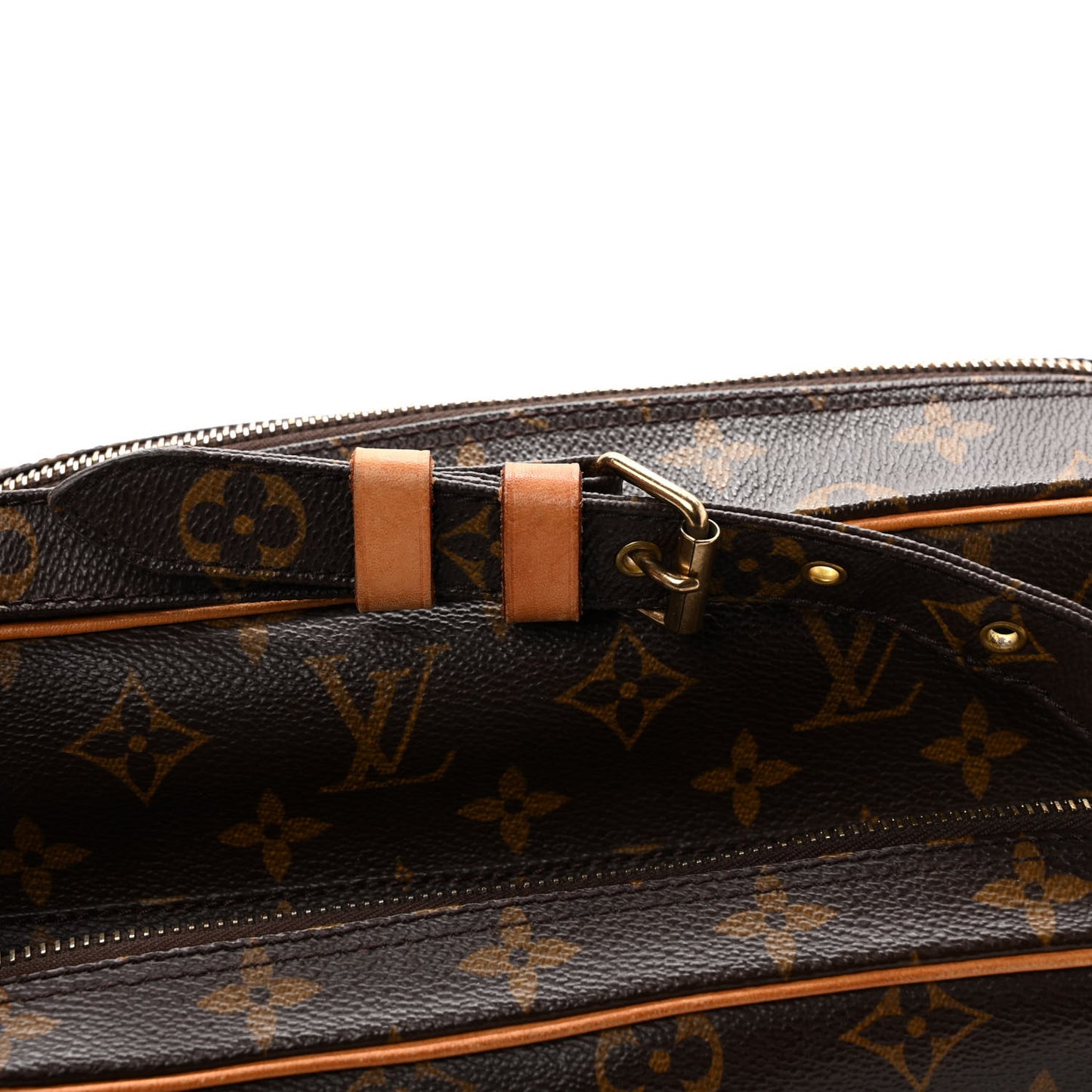 Monogram Nil 28