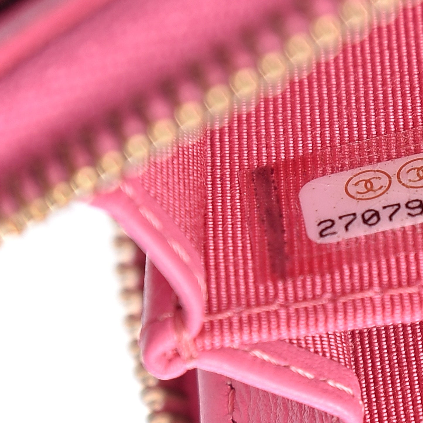Caviar Quilted Zip Coin Purse Pink