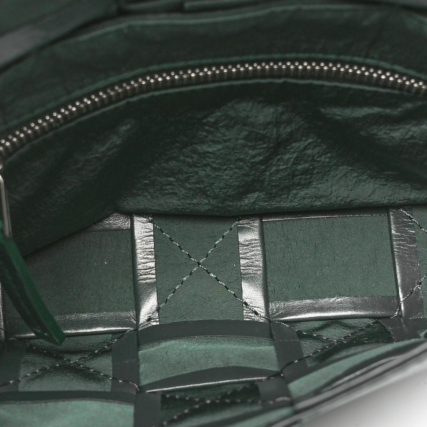 Paper Calfskin Maxi Intreccio Small Cassette Crossbody Bag Raintree