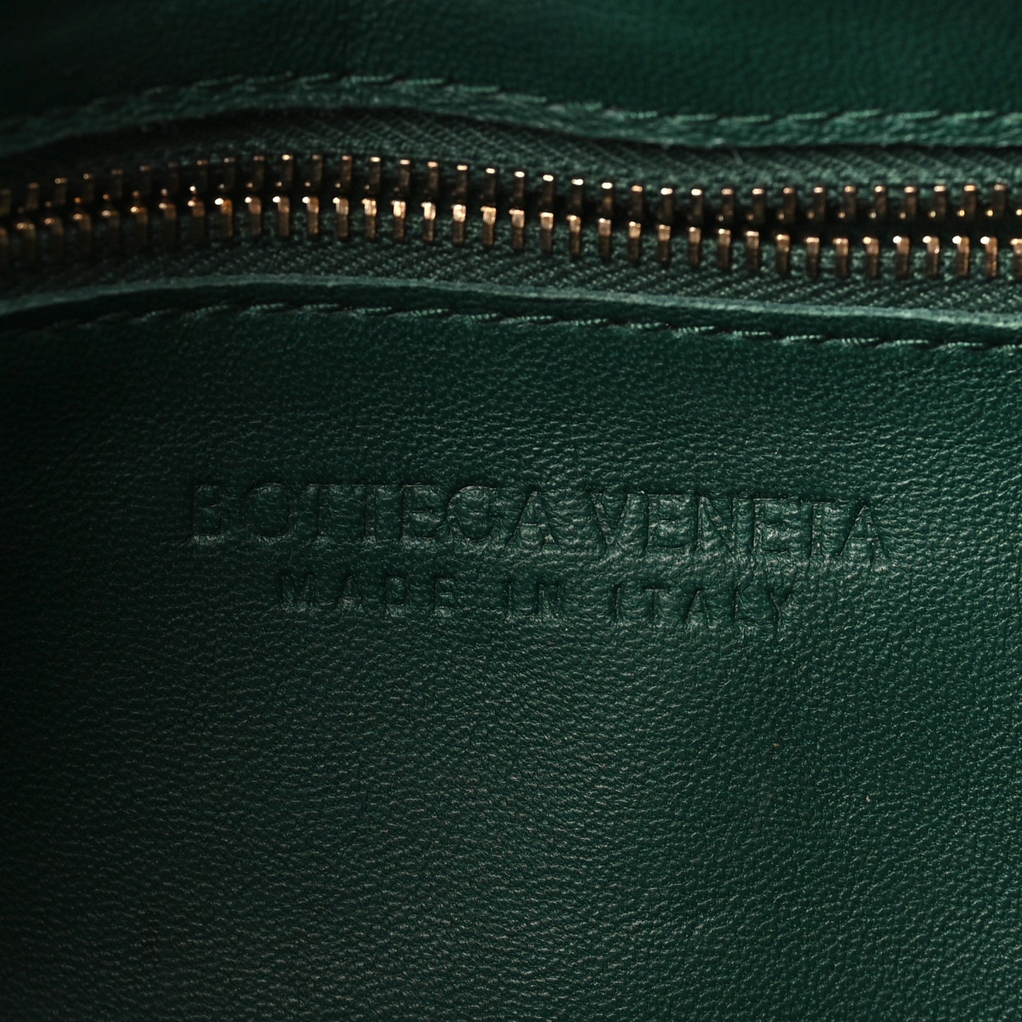 Grained Calfskin Maxi Intrecciato Cassette Crossbody Bag Raintree Green