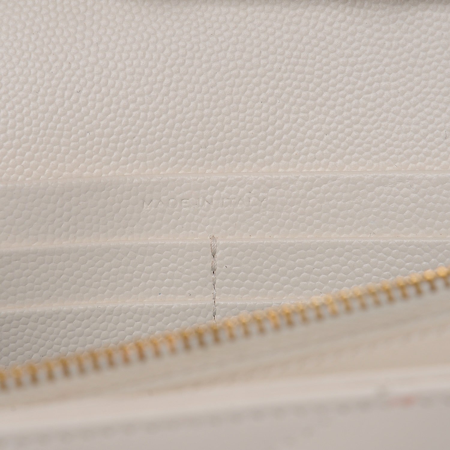 Saint Laurent Grain De Poudre Matelasse Chevron Monogram Chain Wallet White 7 of 9