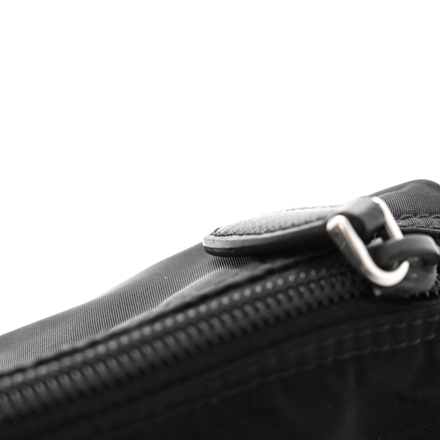 Nylon Tessuto Cosmetic Pouch Black