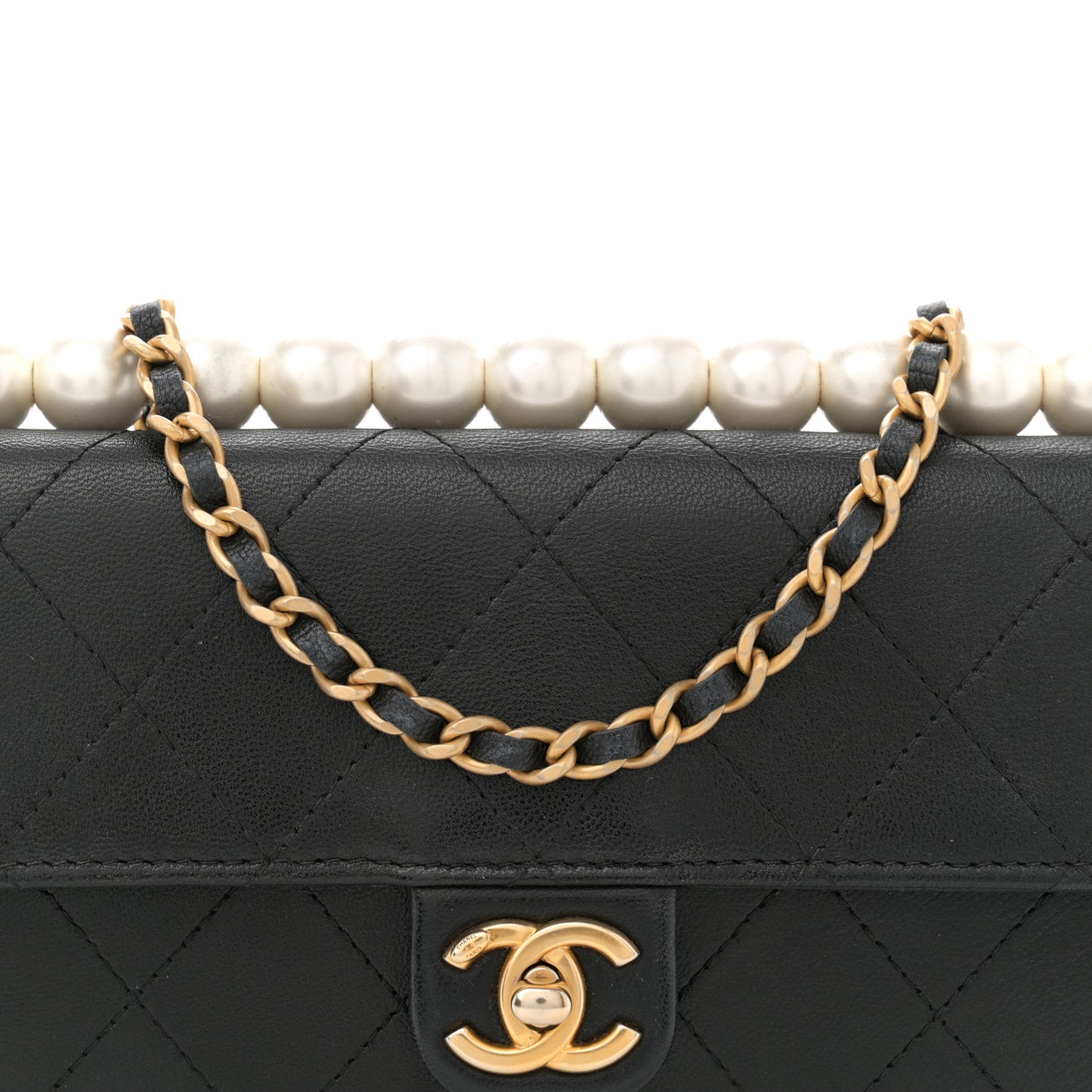 Goatskin Quilted Chic Pearls Clutch With Chain Black