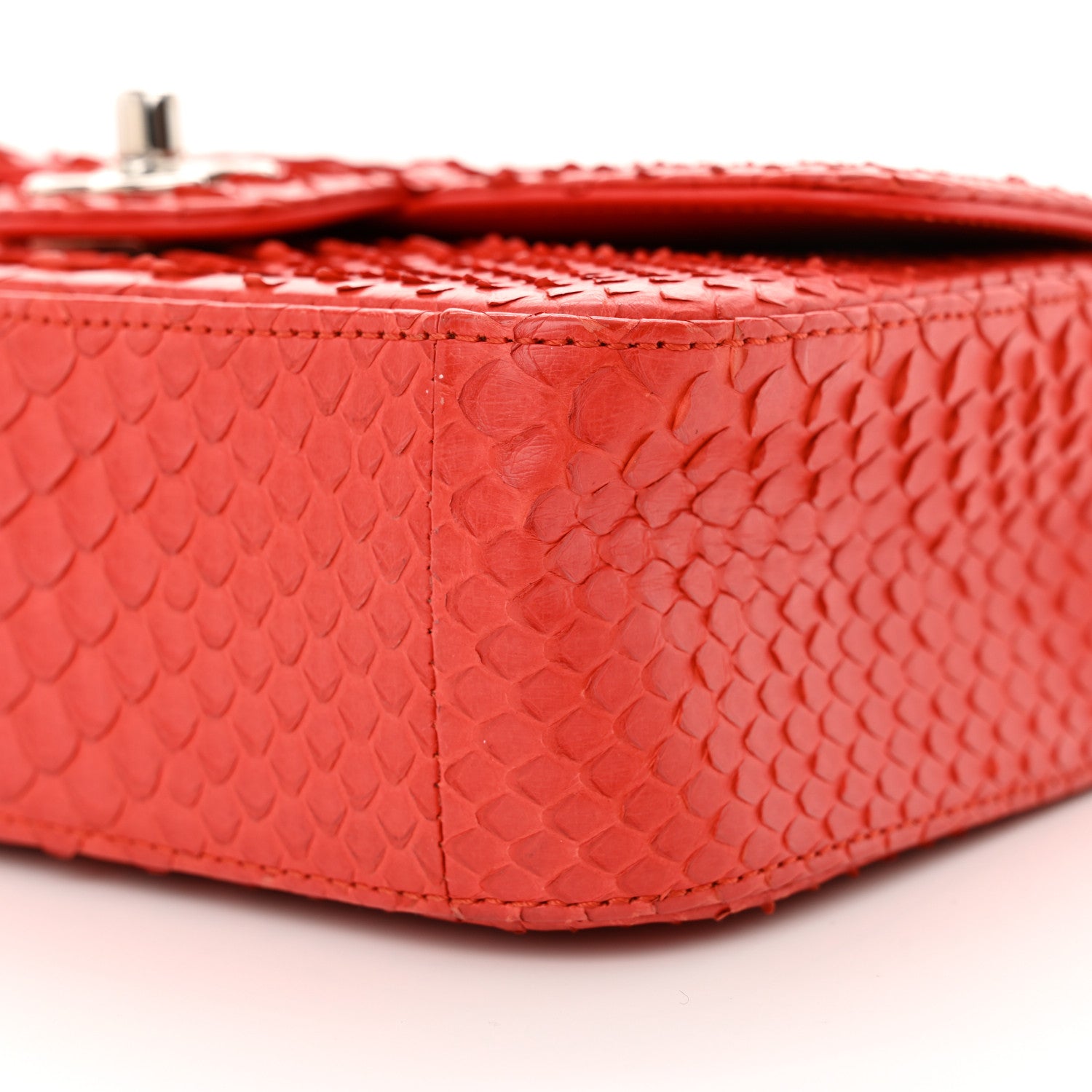 Chanel Snakeskin Mini Rectangular Flap Red 1676101 – FASHIONPHILE Chanel Snakeskin Mini Rectangular Flap Red 1676101 – FASHIONPHILE