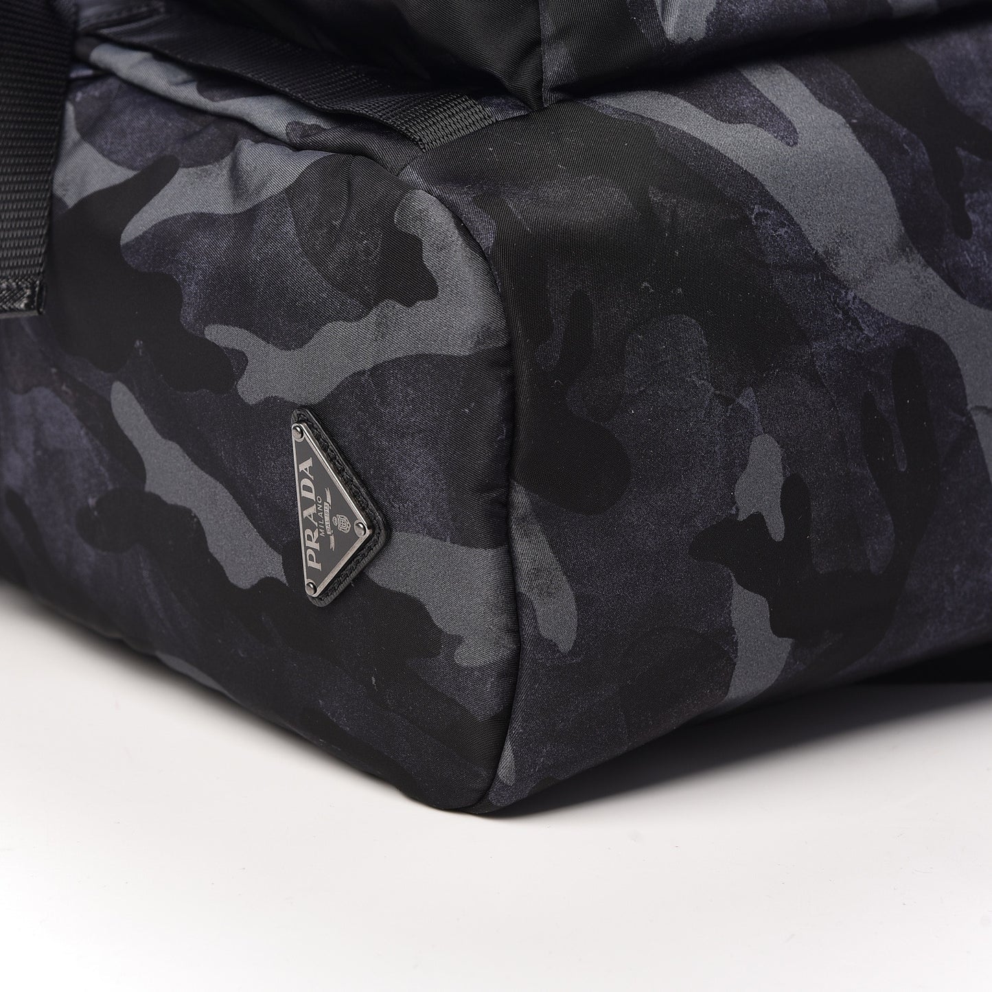 Tessuto Nylon Camouflage Print Double Buckle Backpack Fumo