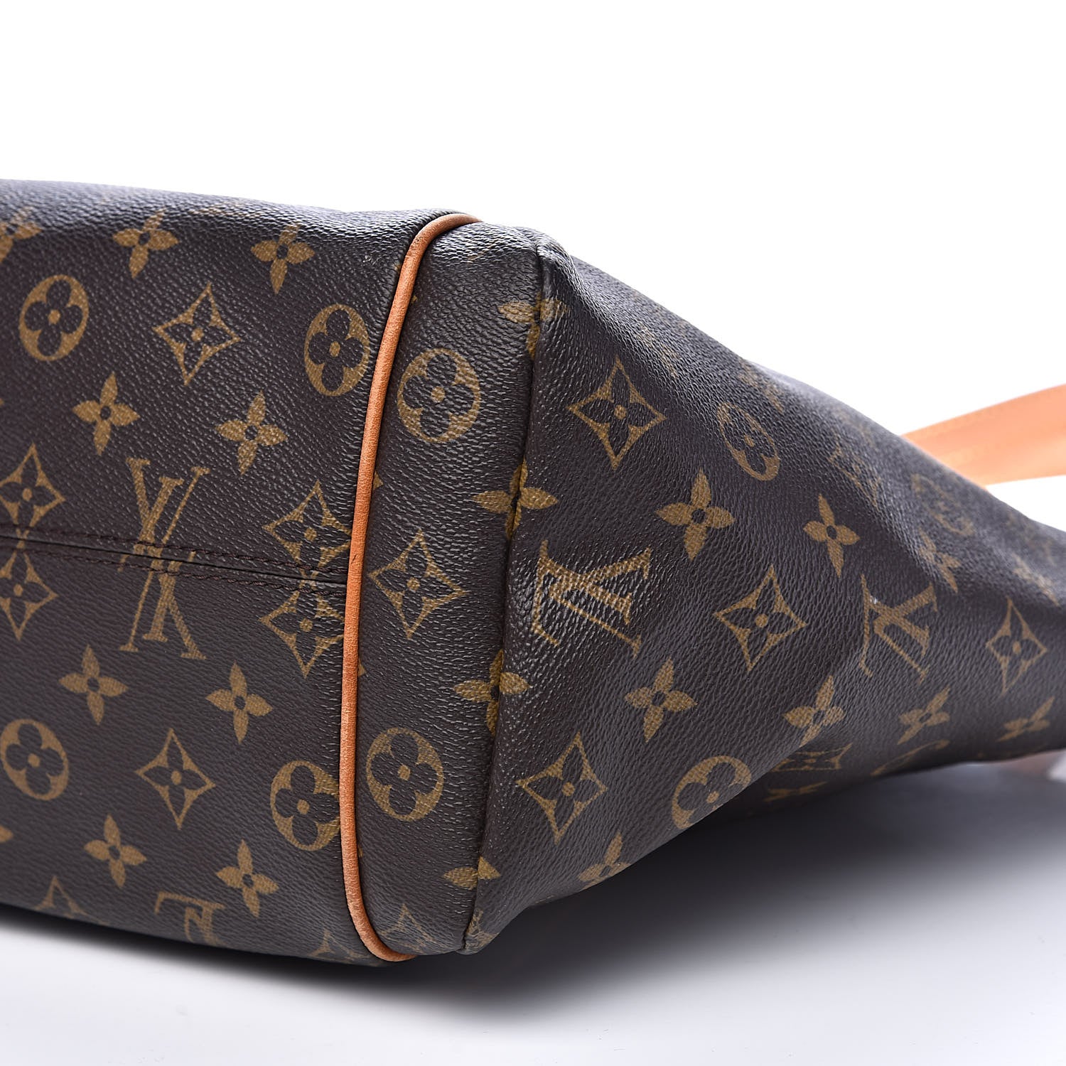 Louis Vuitton Monogram Totally MM 8 of 13