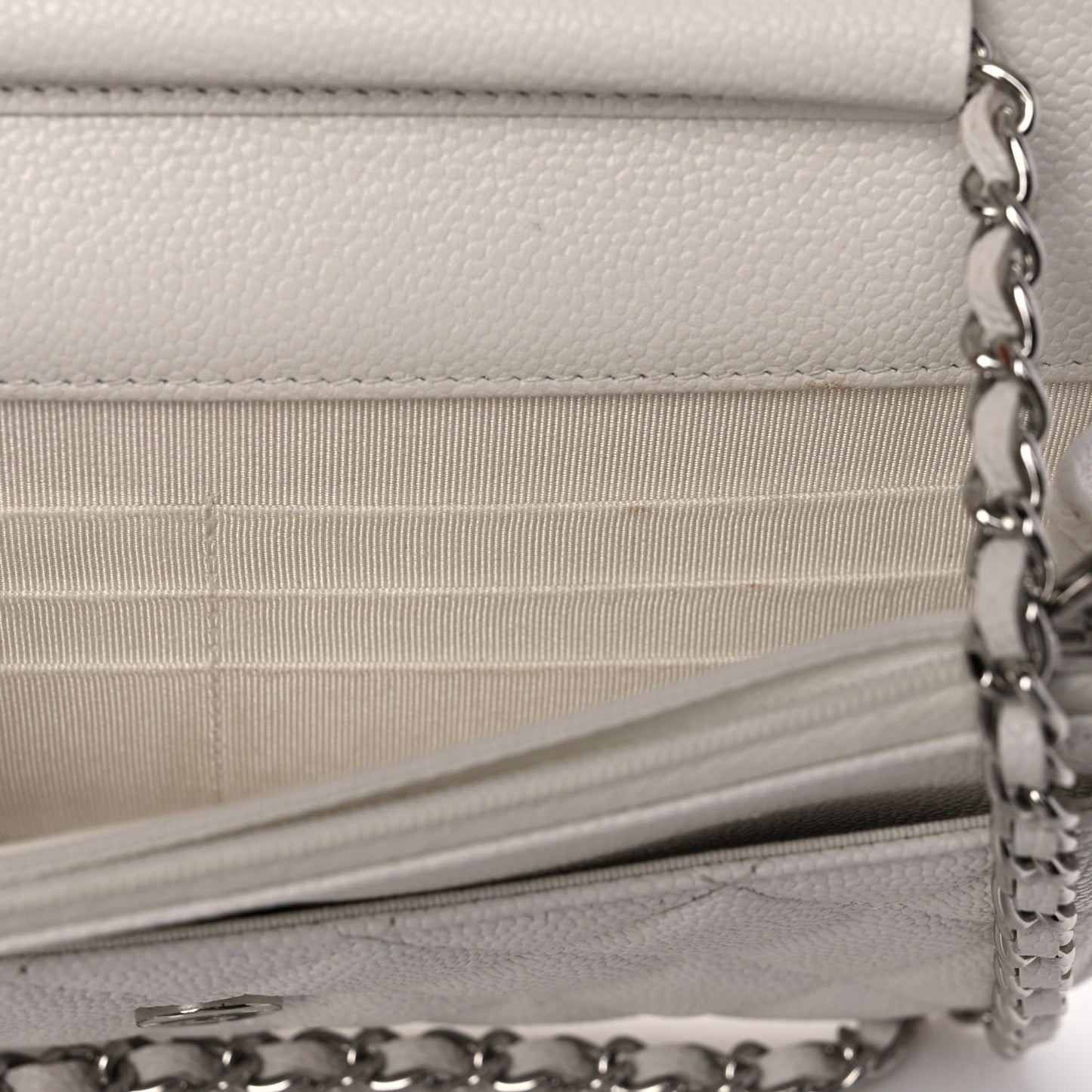 Caviar Quilted Wallet On Chain WOC White