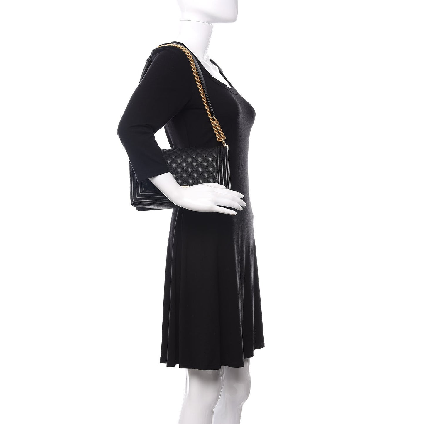 Caviar Quilted Medium Boy Flap Black