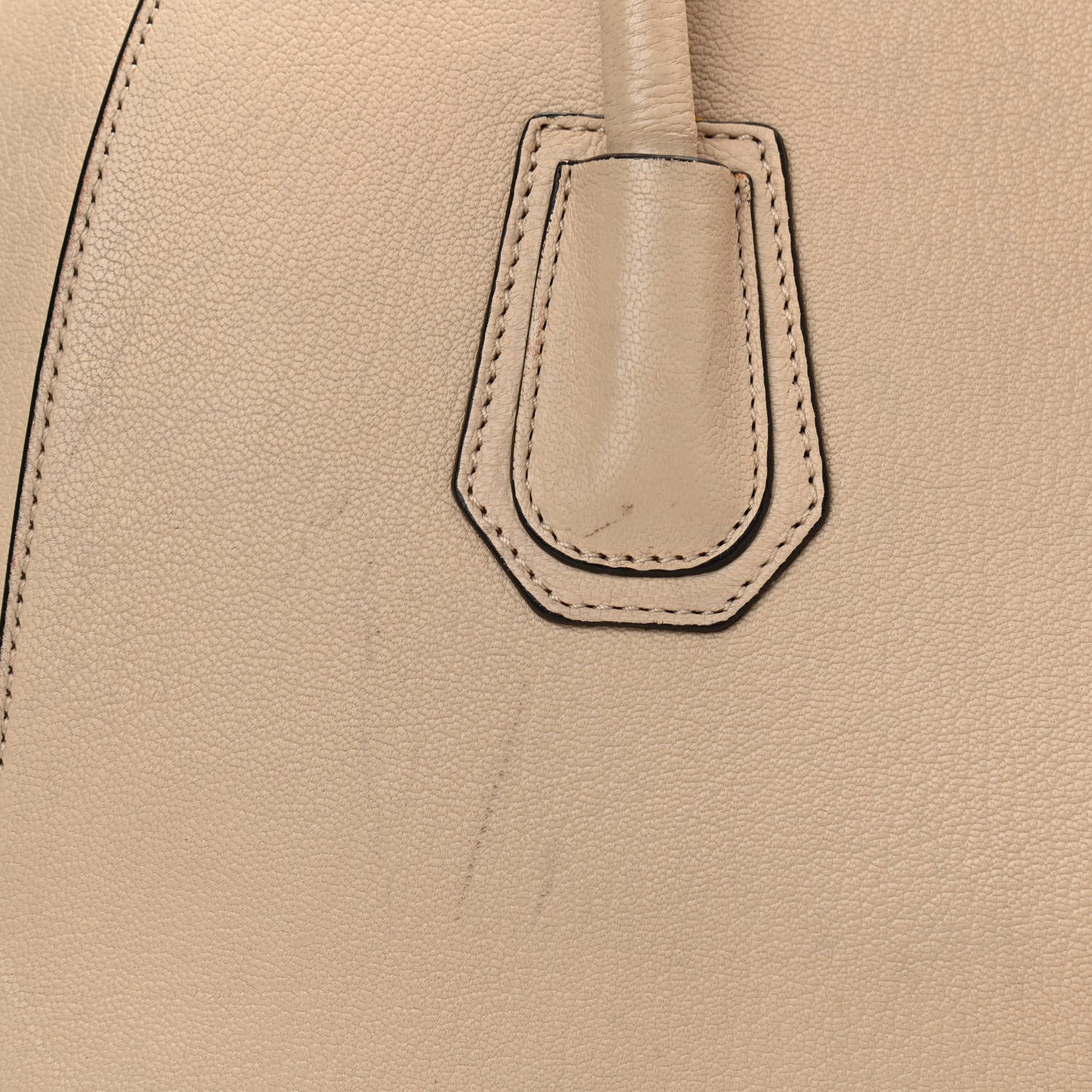 Givenchy Sugar Goatskin Medium Antigona Nude 12 of 18