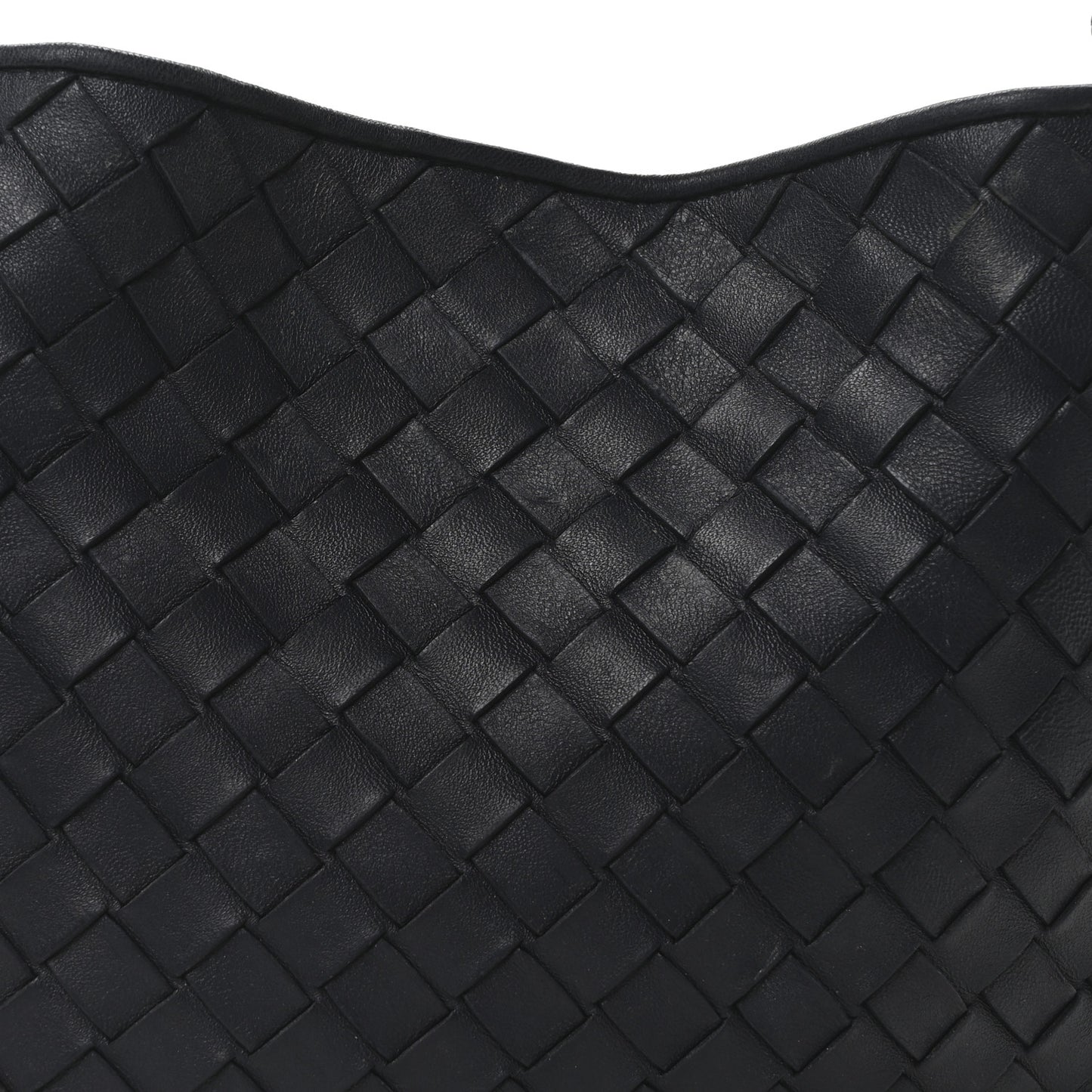 Nappa Intrecciato Sardine With Chain Bag Space
