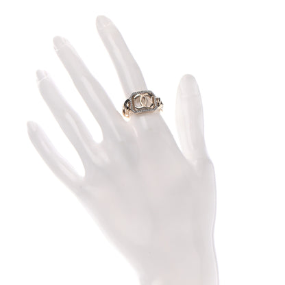 Chanel Pearl CC Ring 7 Gold 2 of 4