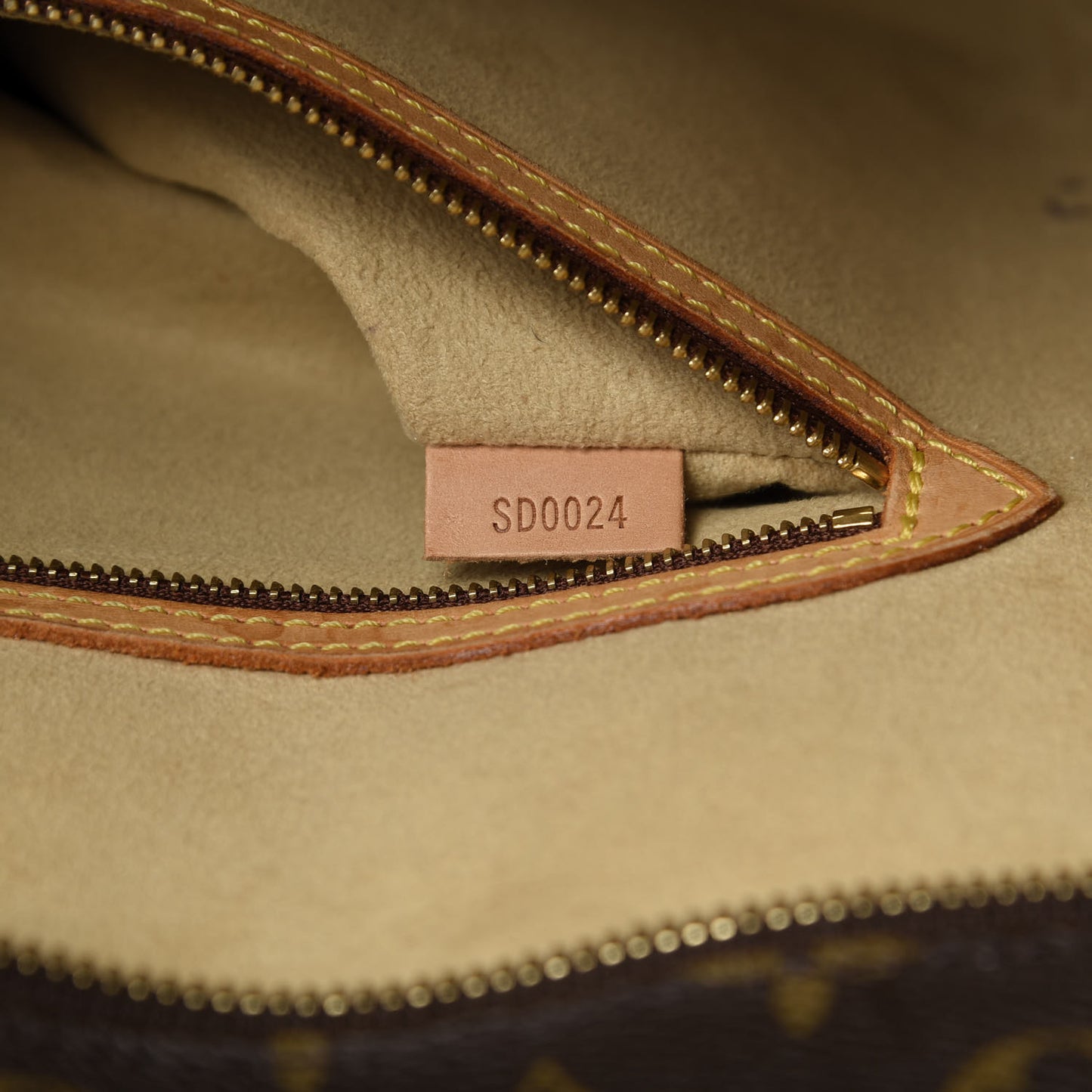 Monogram Babylone