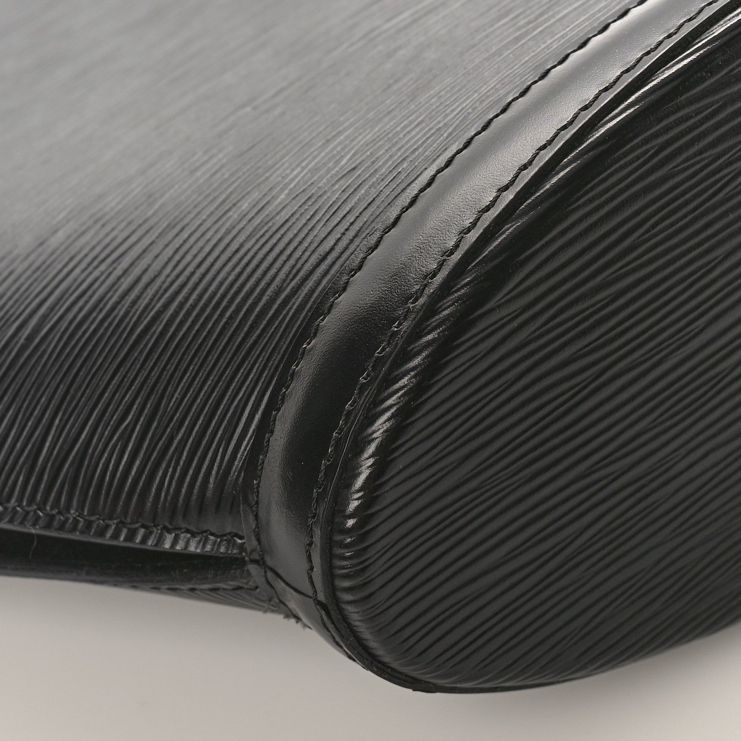 Louis Vuitton Epi Saint Jacques PM Black 7 of 8