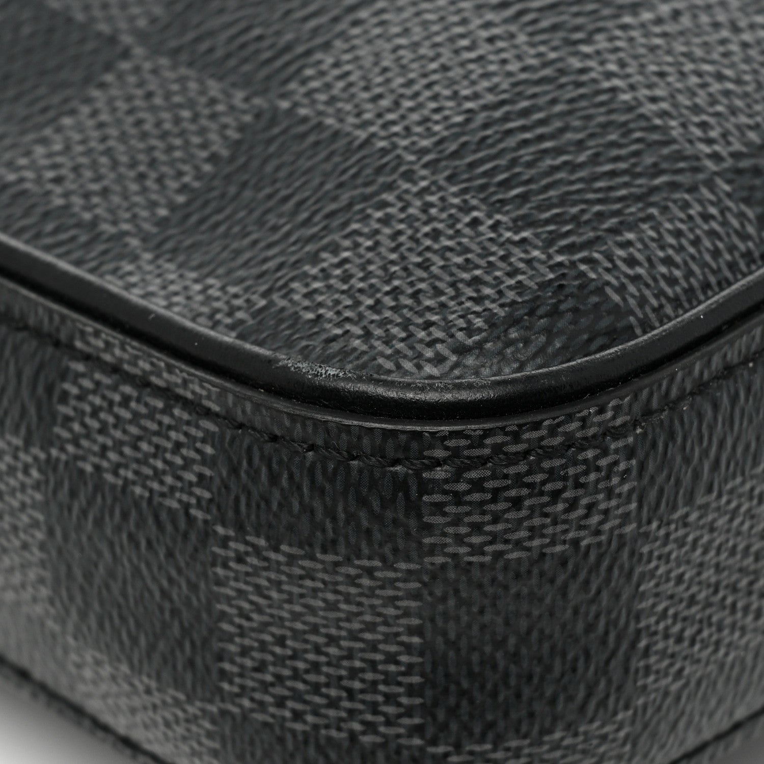 Louis Vuitton Damier Graphite Alpha Messenger Bag 9 of 14
