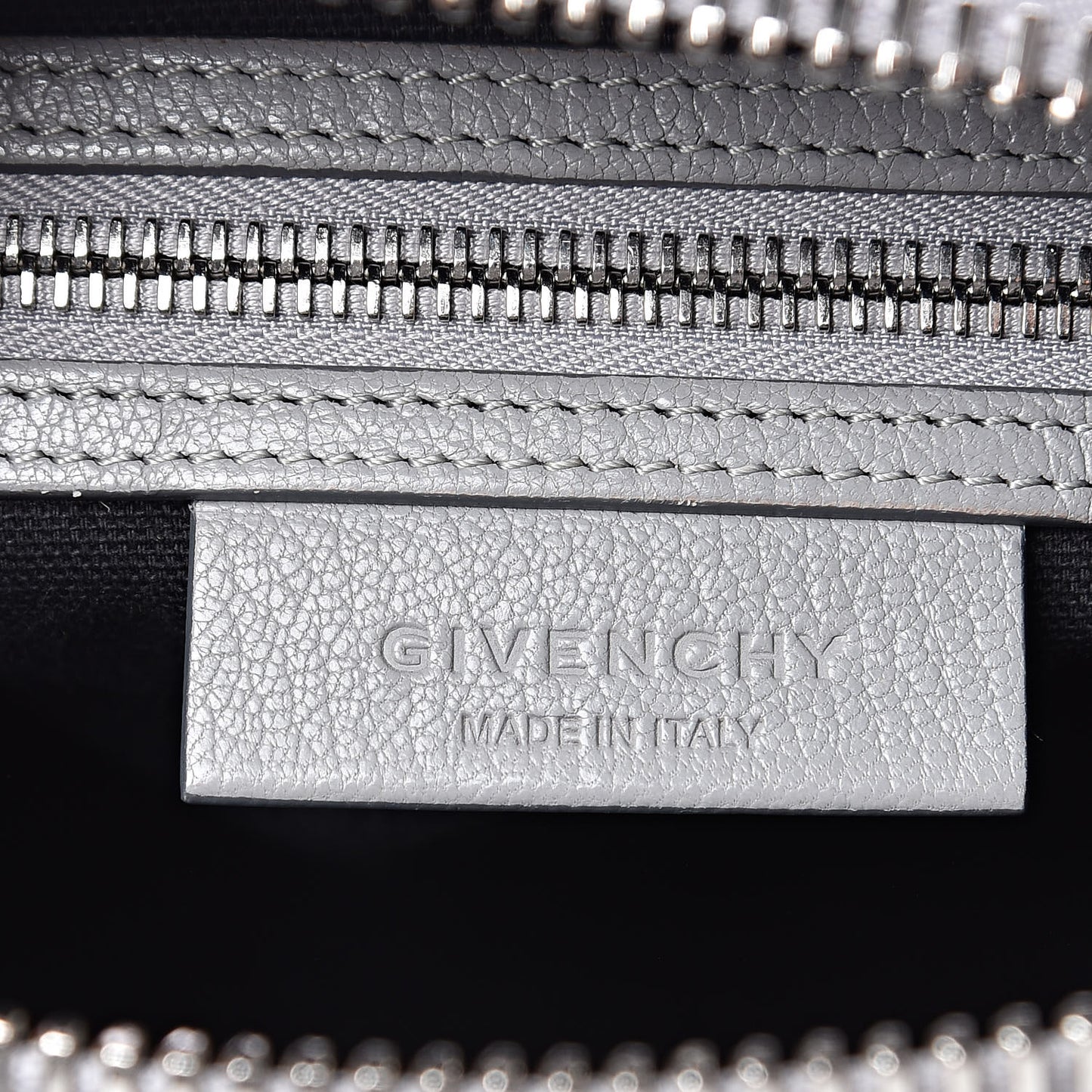 Sugar Goatskin Mini Antigona Pearl Grey