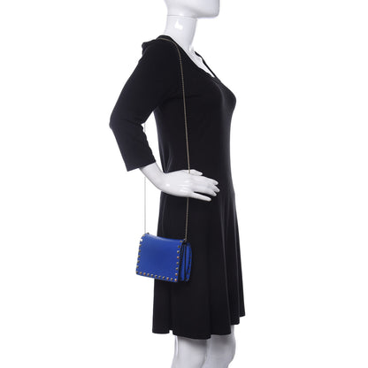 Valentino Garavani Grained Calfskin Rockstud Wallet on Chain Acid Blue 2 of 13