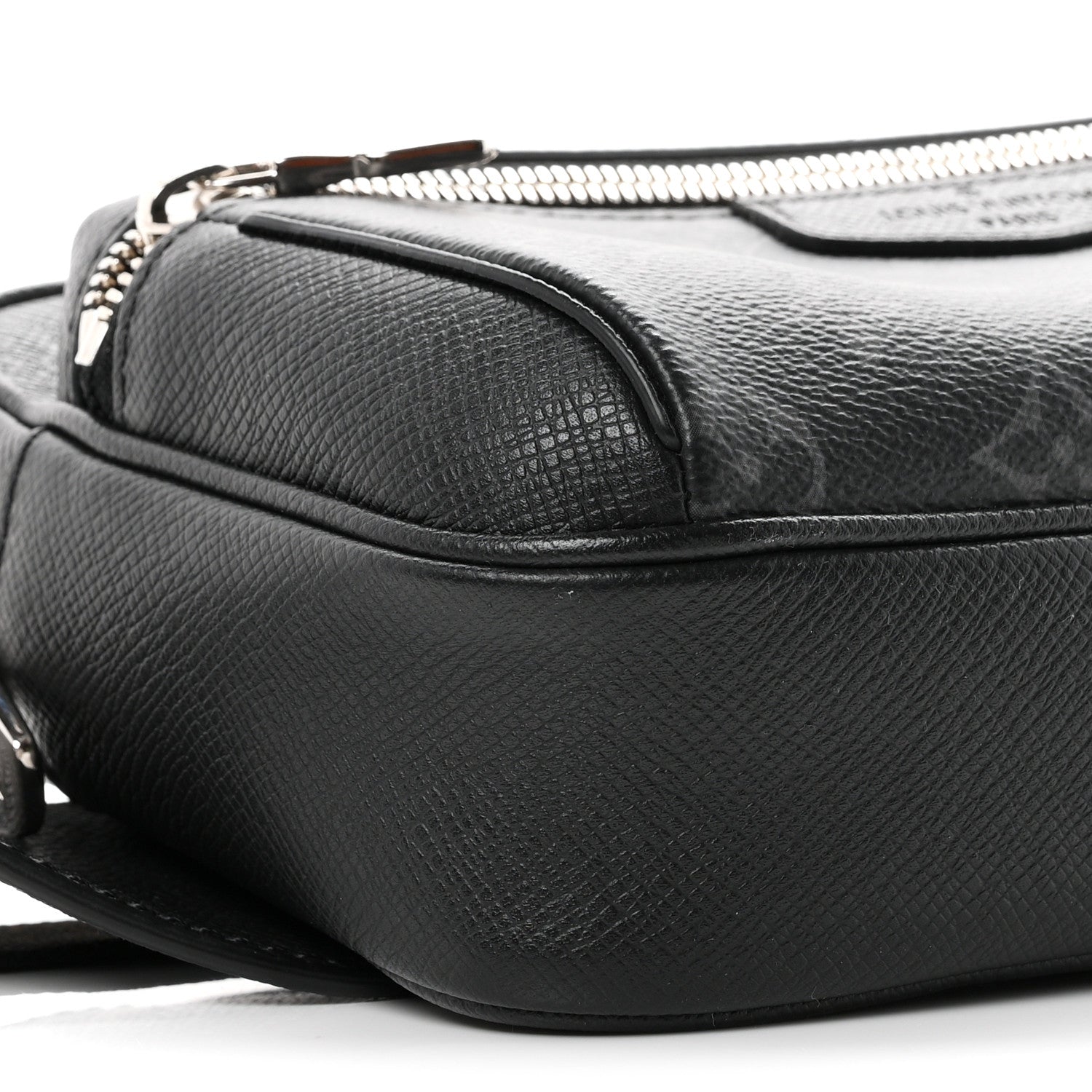 Louis Vuitton Taiga Monogram Outdoor Bumbag Black 8 of 10