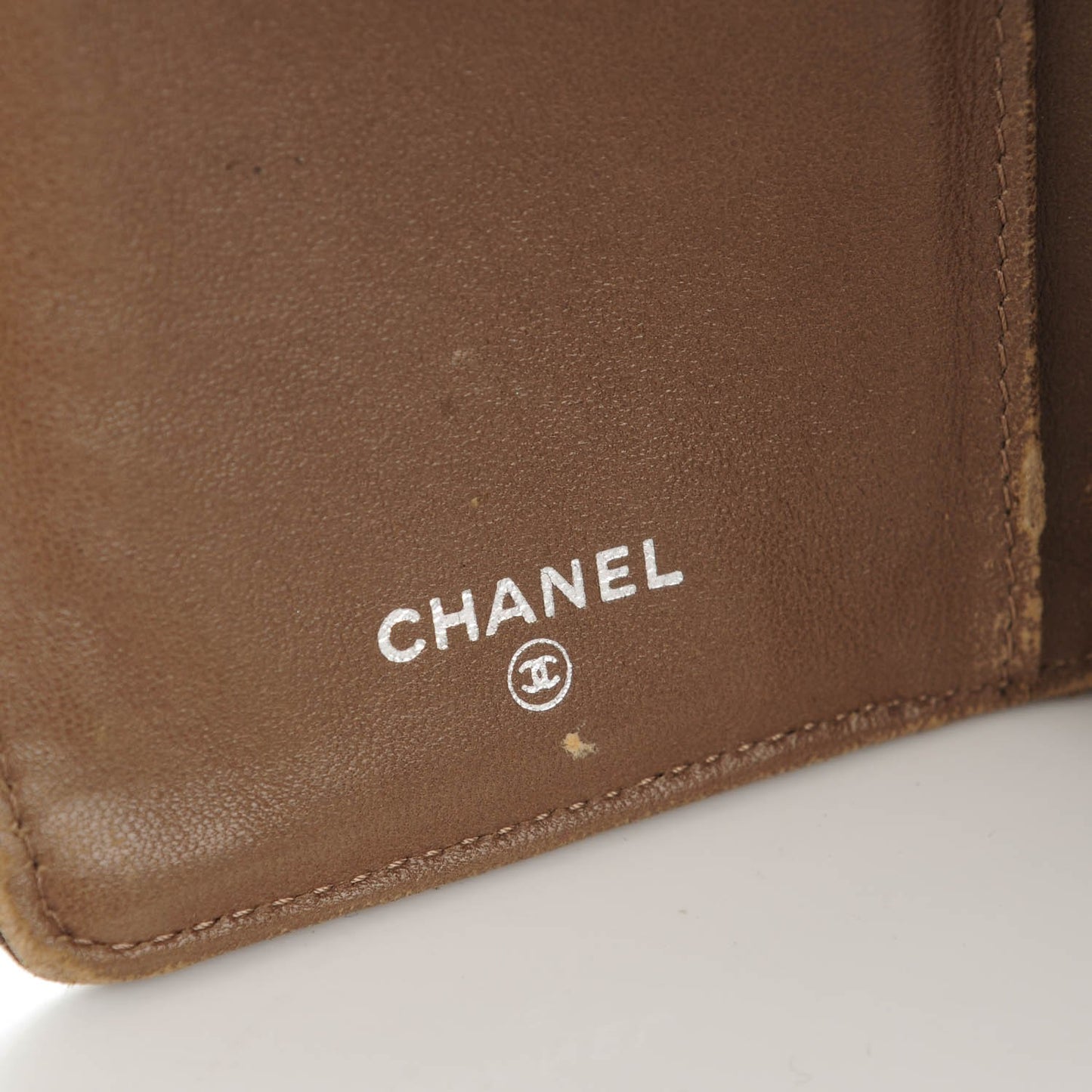 Lambskin Quilted Yen Wallet Dark Brown