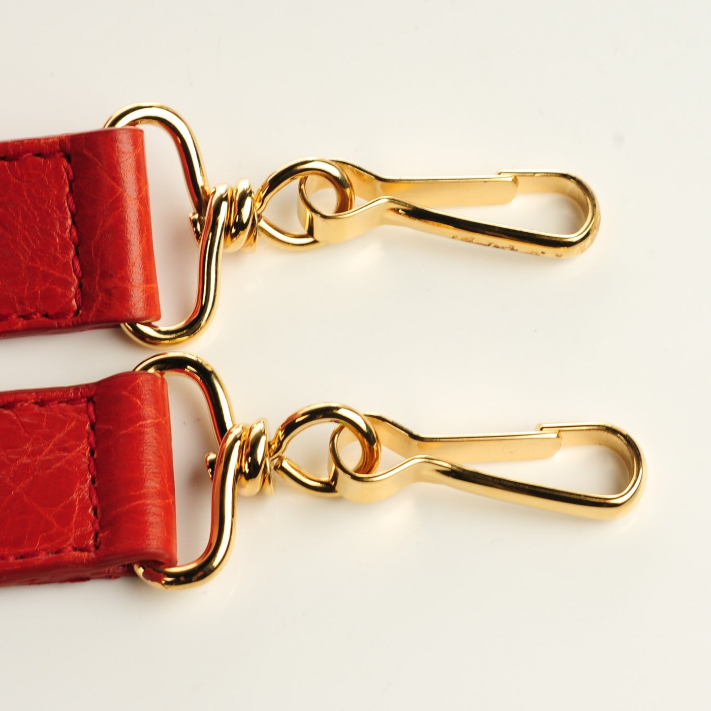 Agneau Giant 12 Gold Hardware City Rouge Ambre