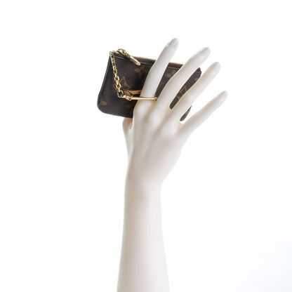 Louis Vuitton Monogram Key Pouch 2 of 7