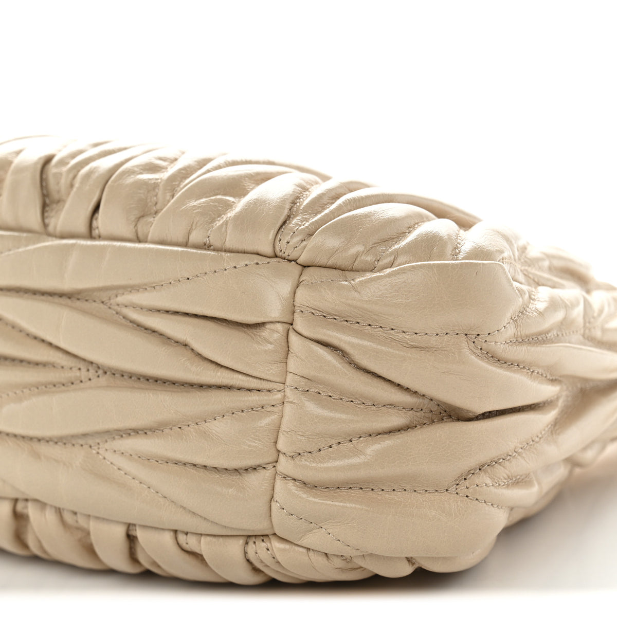 Miu Miu Nappa Matelasse Small Wander Hobo Sabbia 11 of 11