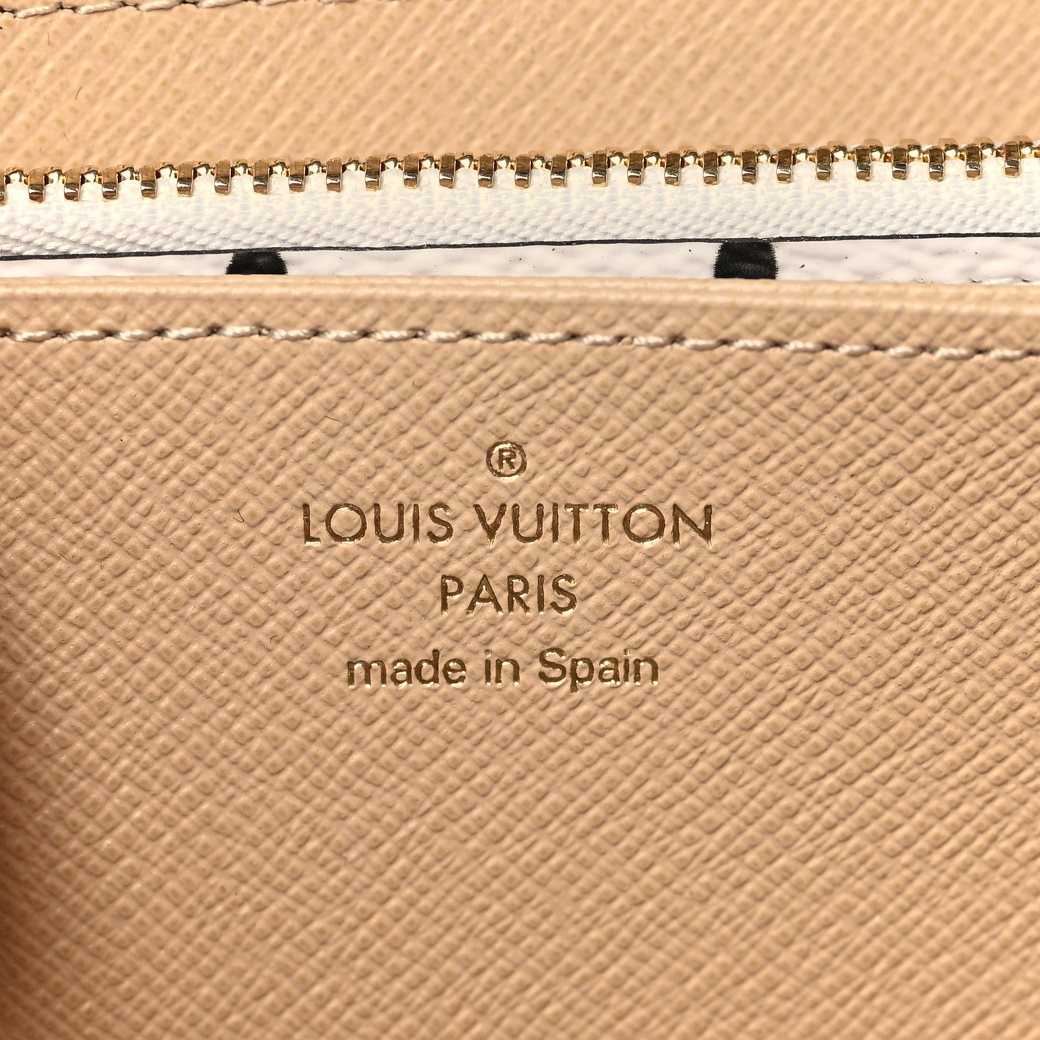 Louis Vuitton Monogram Giant Zippy Wallet Kaki White 6 of 6