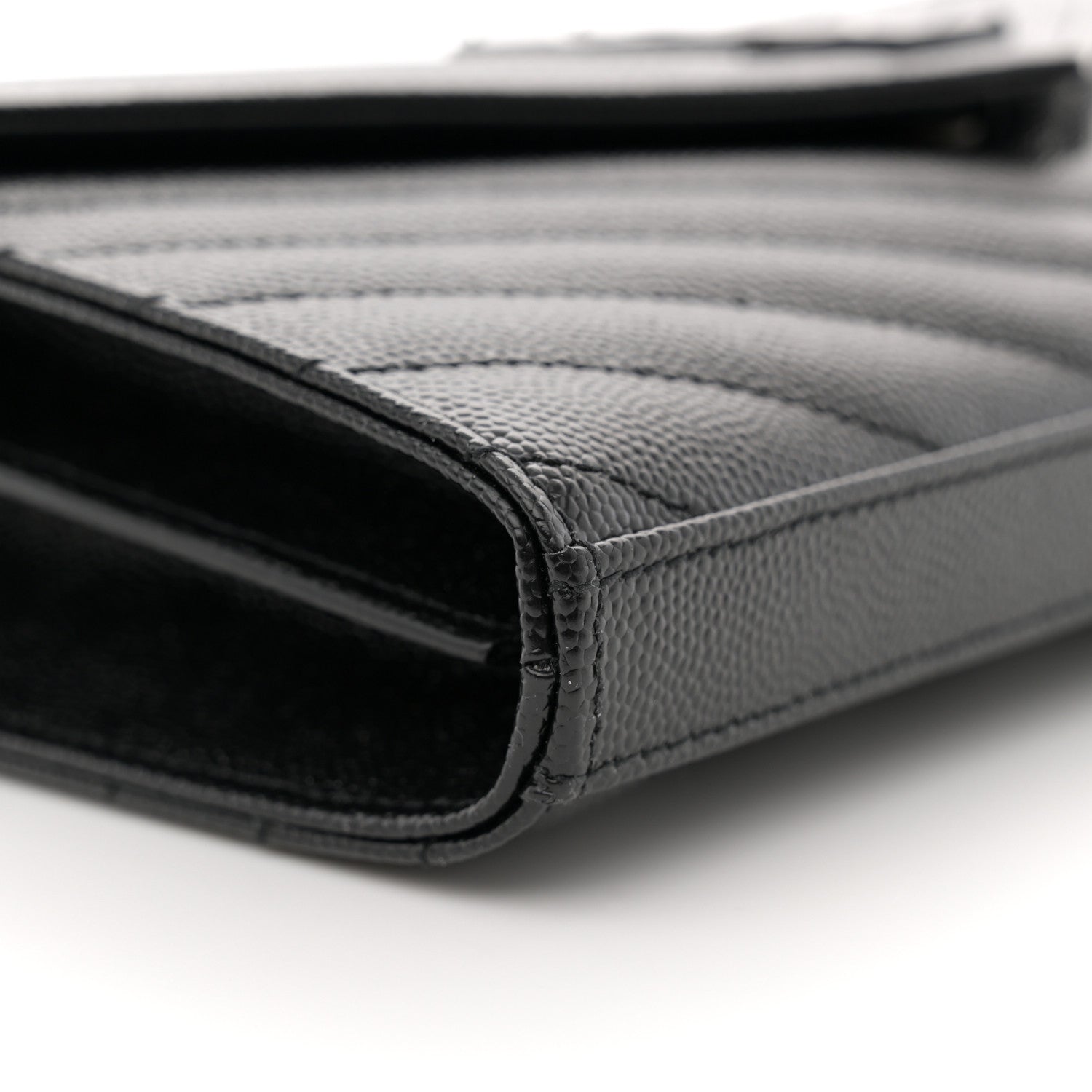 Saint Laurent Grain De Poudre Matelasse Chevron Monogram Monochrome Chain Wallet Black 9 of 10