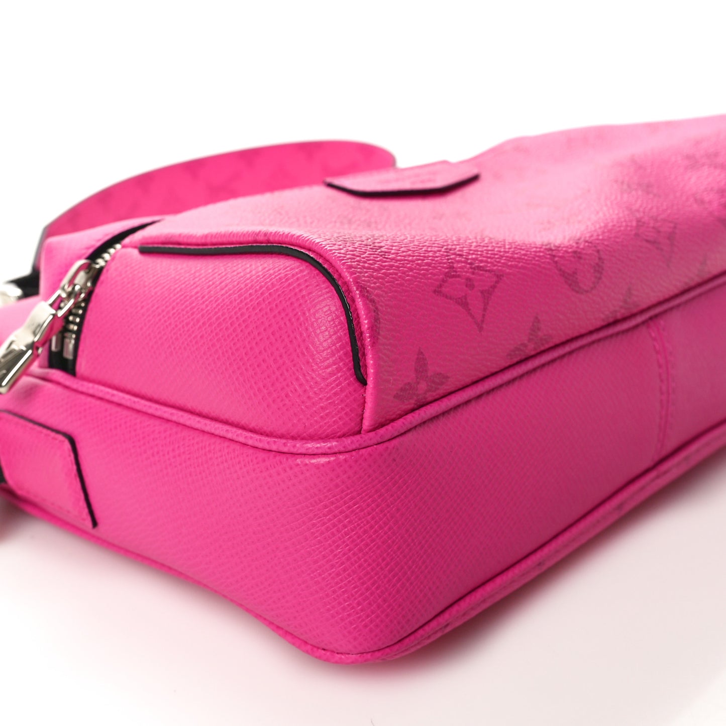 Taigarama Outdoor Messenger Fuchsia