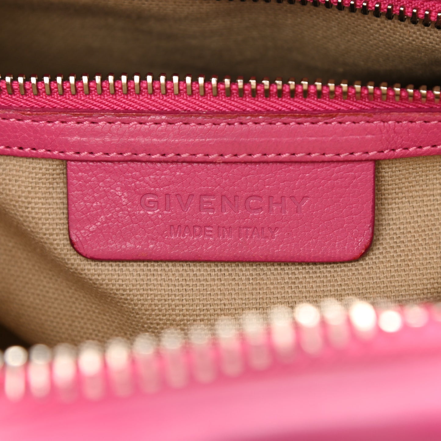 Sugar Goatskin Mini Antigona Magenta