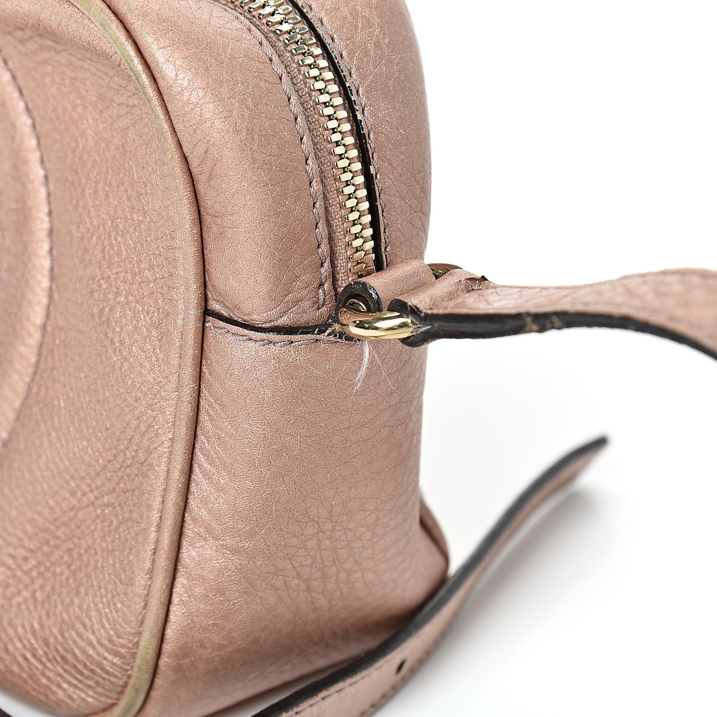 Metallic Pebbled Calfskin Small Soho Disco Bag Pink