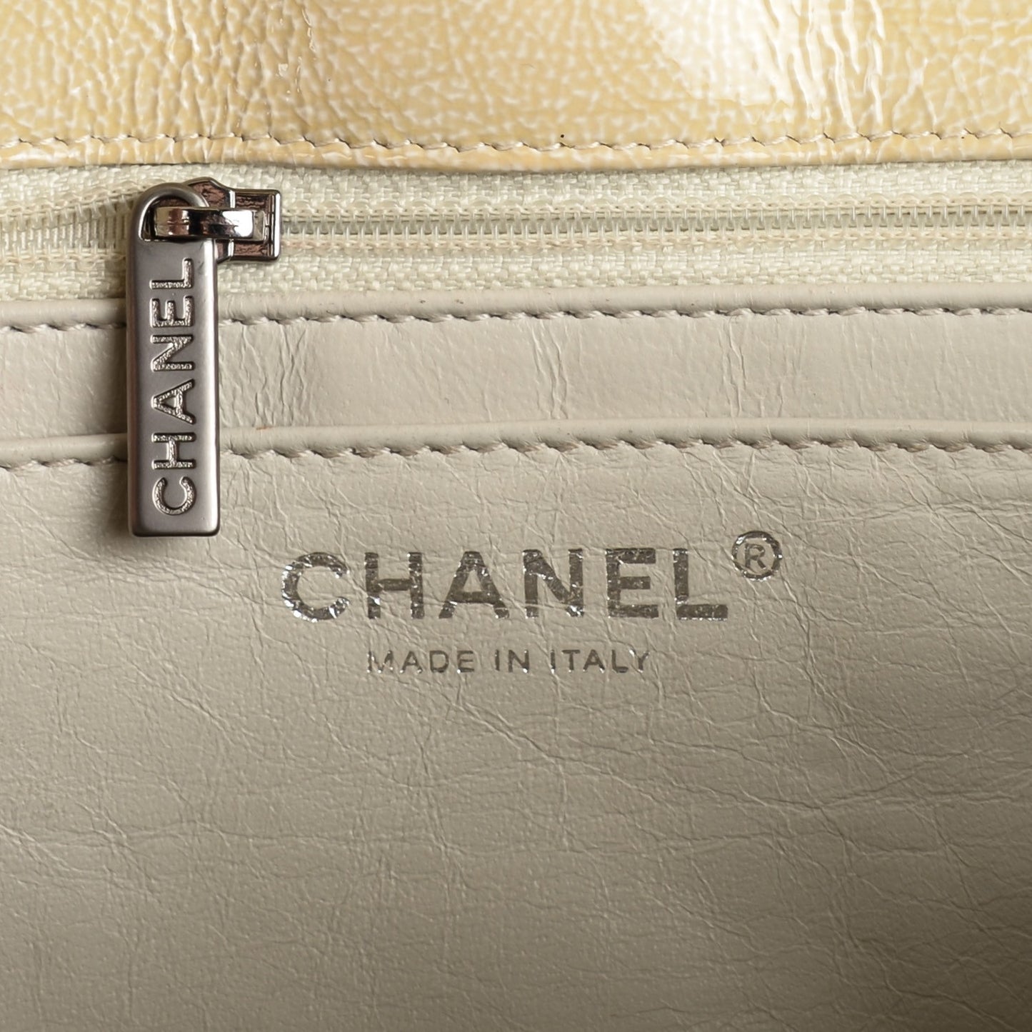 Crinkled Patent Quilted Jumbo Single Flap Light Beige