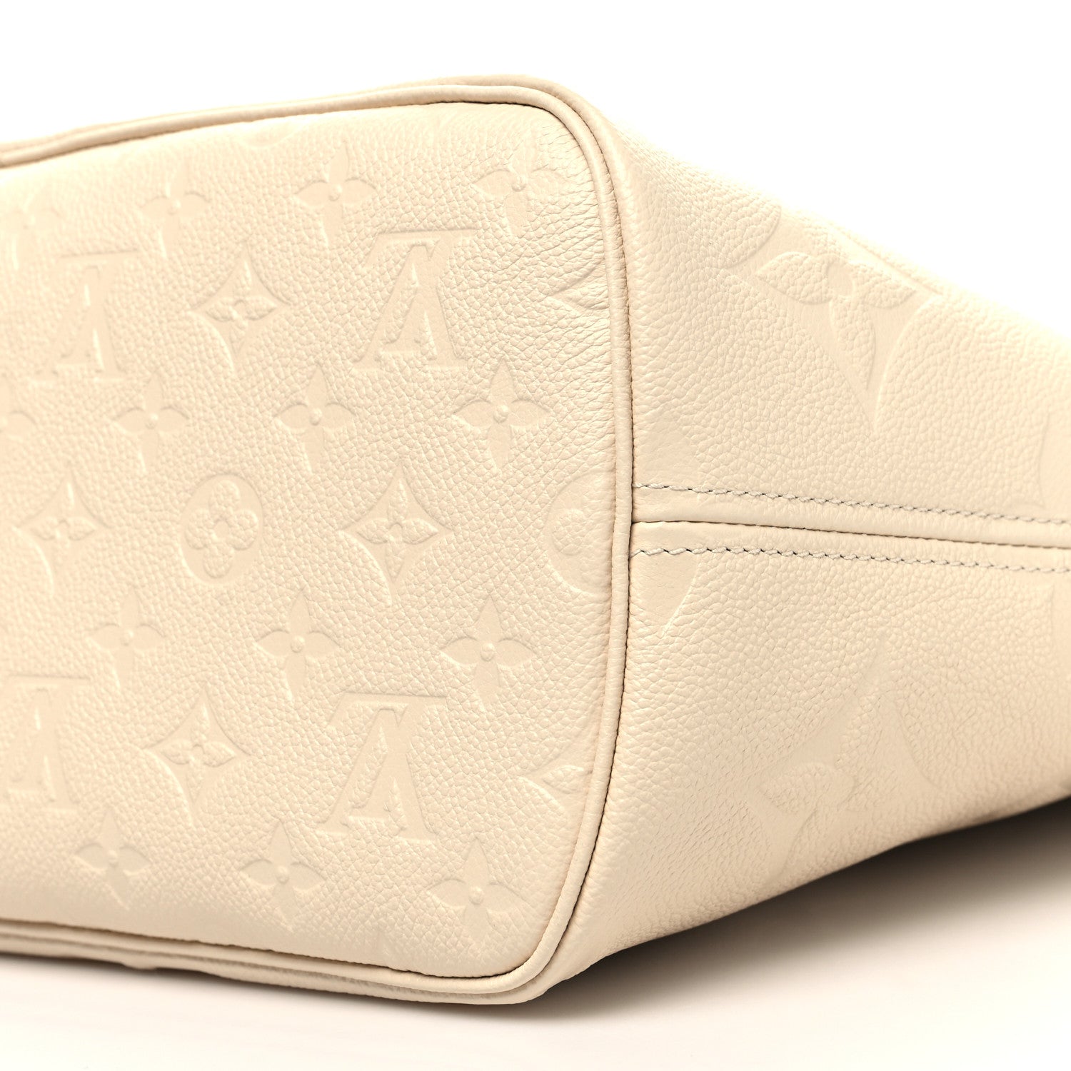 Louis Vuitton Empreinte Monogram Giant Neverfull MM Cream 11 of 11