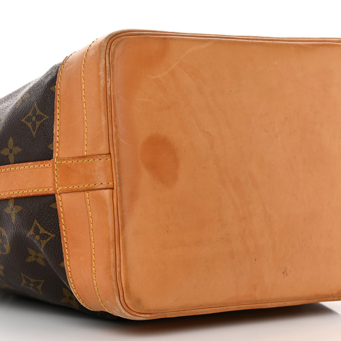 Monogram Noe