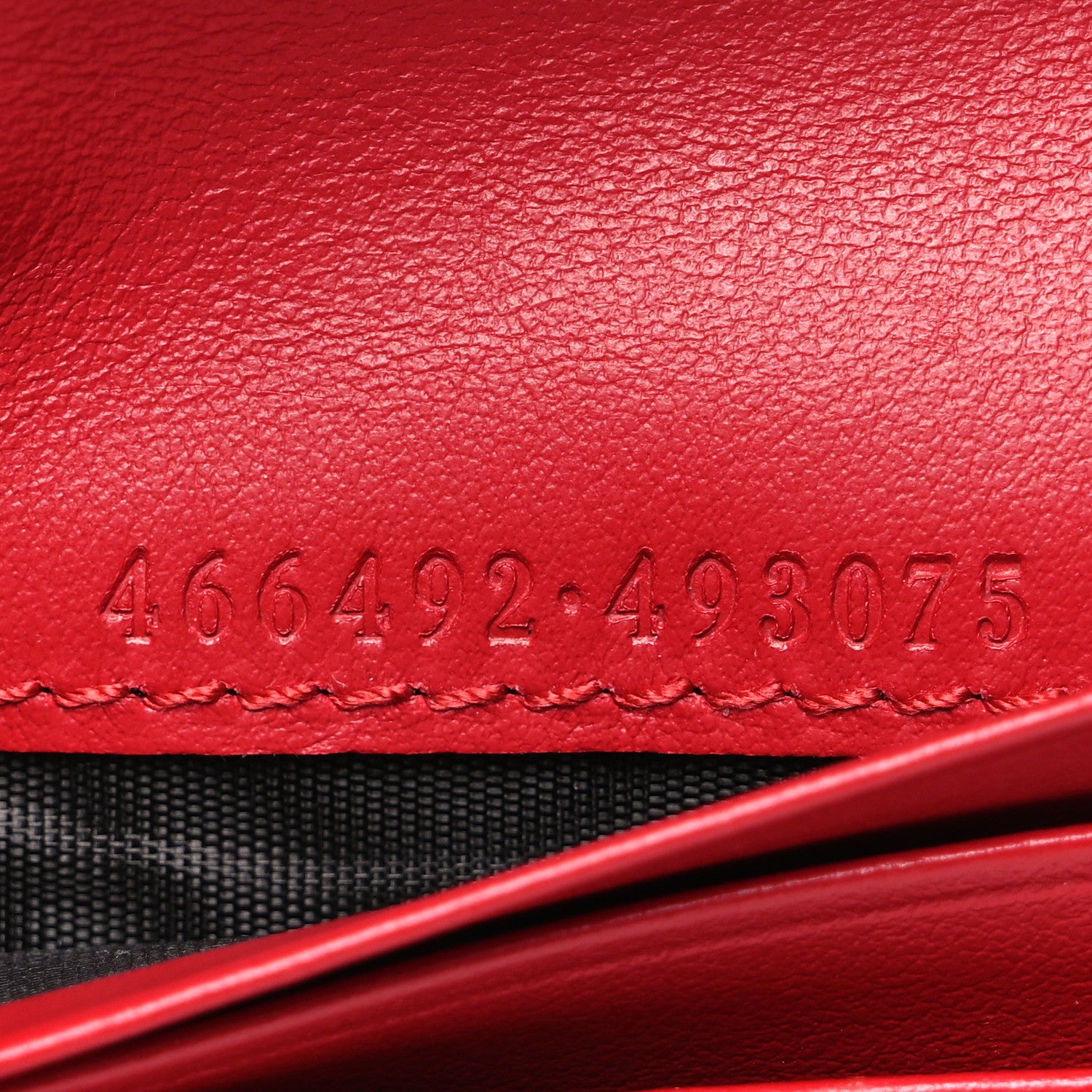 Gucci Calfskin Matelasse GG Marmont Card Case Wallet Hibiscus Red