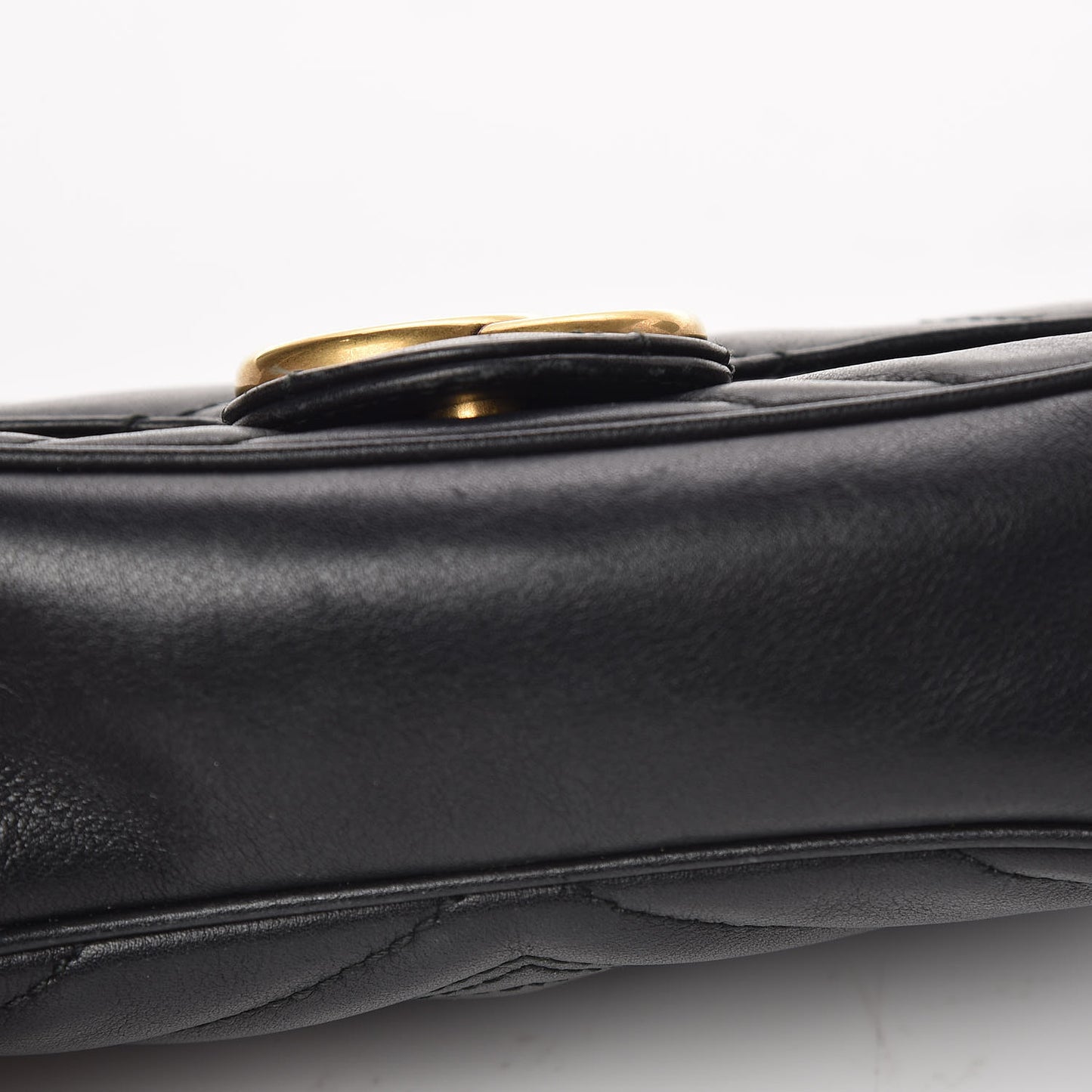 Calfskin Matelasse Super Mini GG Marmont Shoulder Bag Black