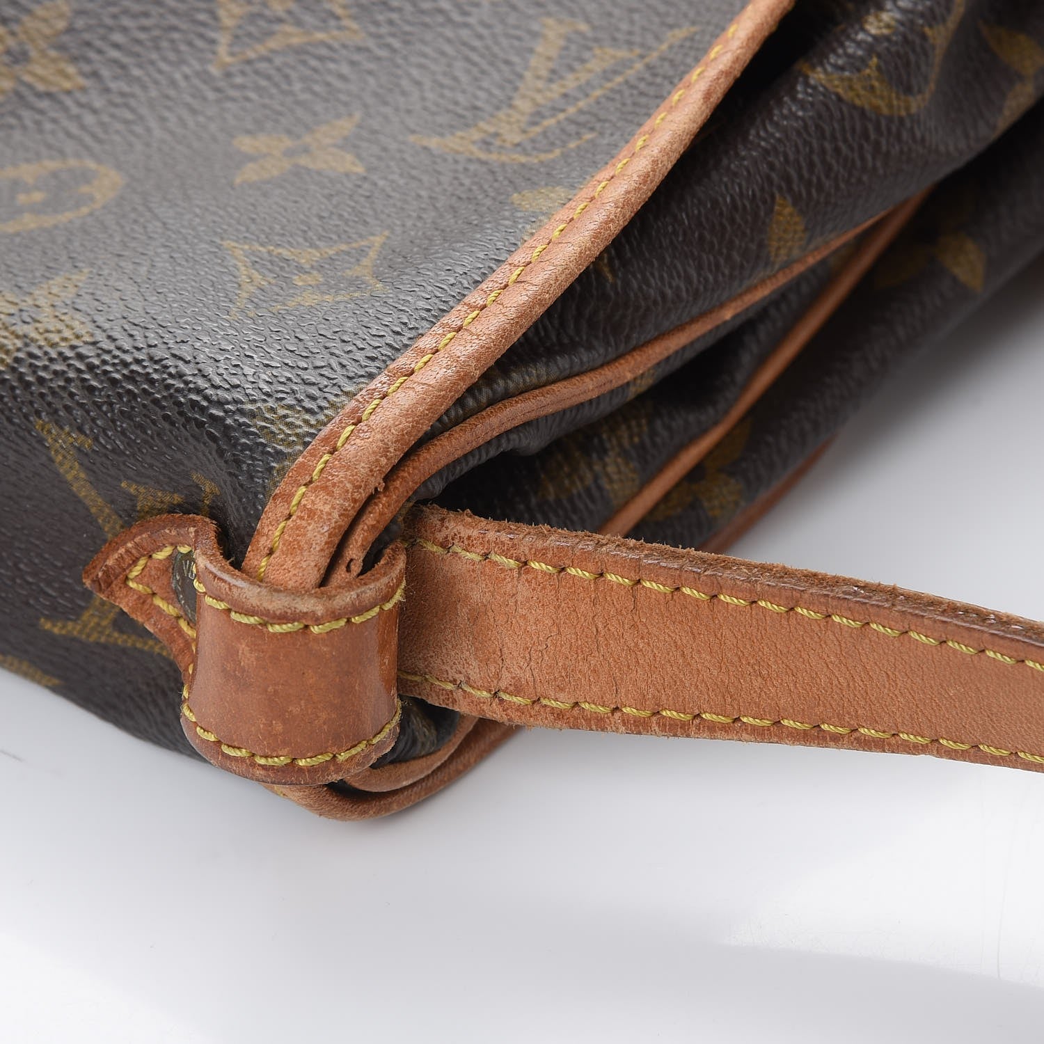 Louis Vuitton Monogram Saumur 30 12 of 21