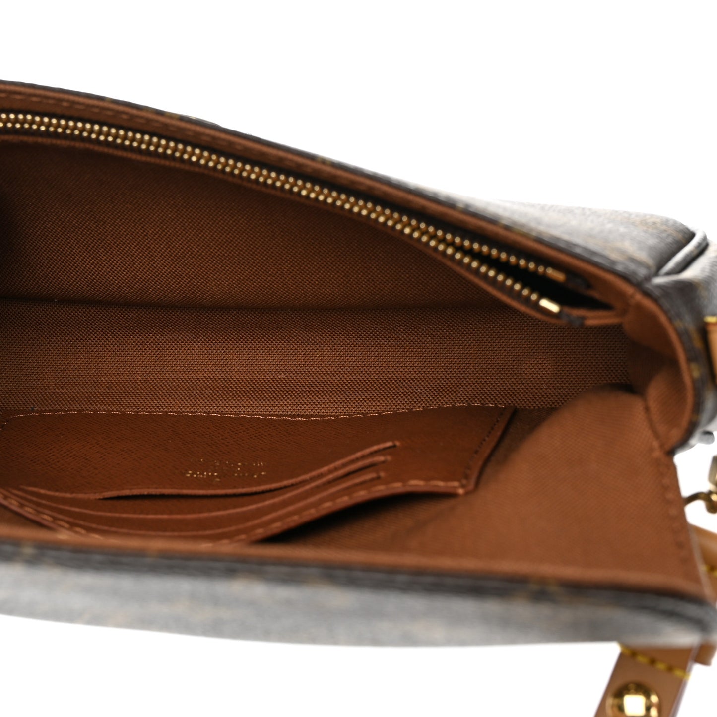 Monogram Ivy Wallet On Chain