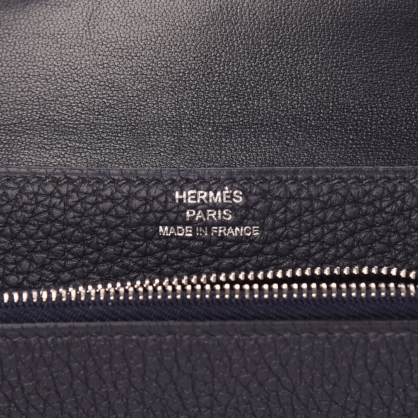 Togo Dogon Compact Wallet Bleu Nuit