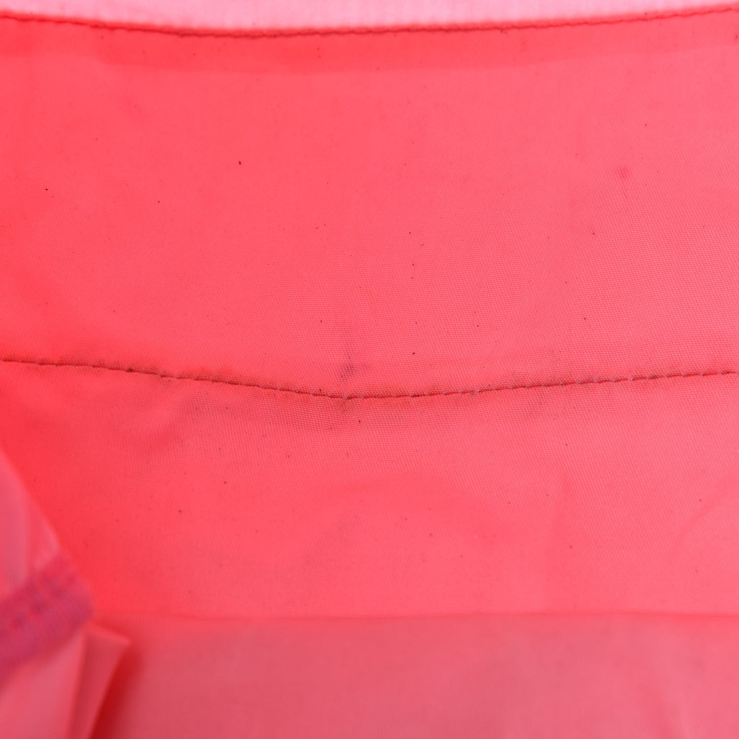 Nylon Vela Sport Duffle Begonia